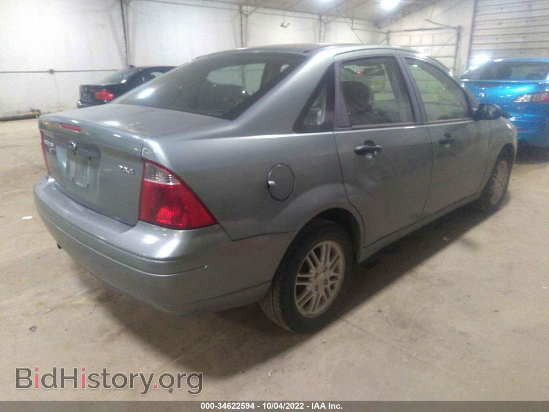 2006 FORD FOCUS - VIN: 1FAFP34N46W152890 - Photo 4