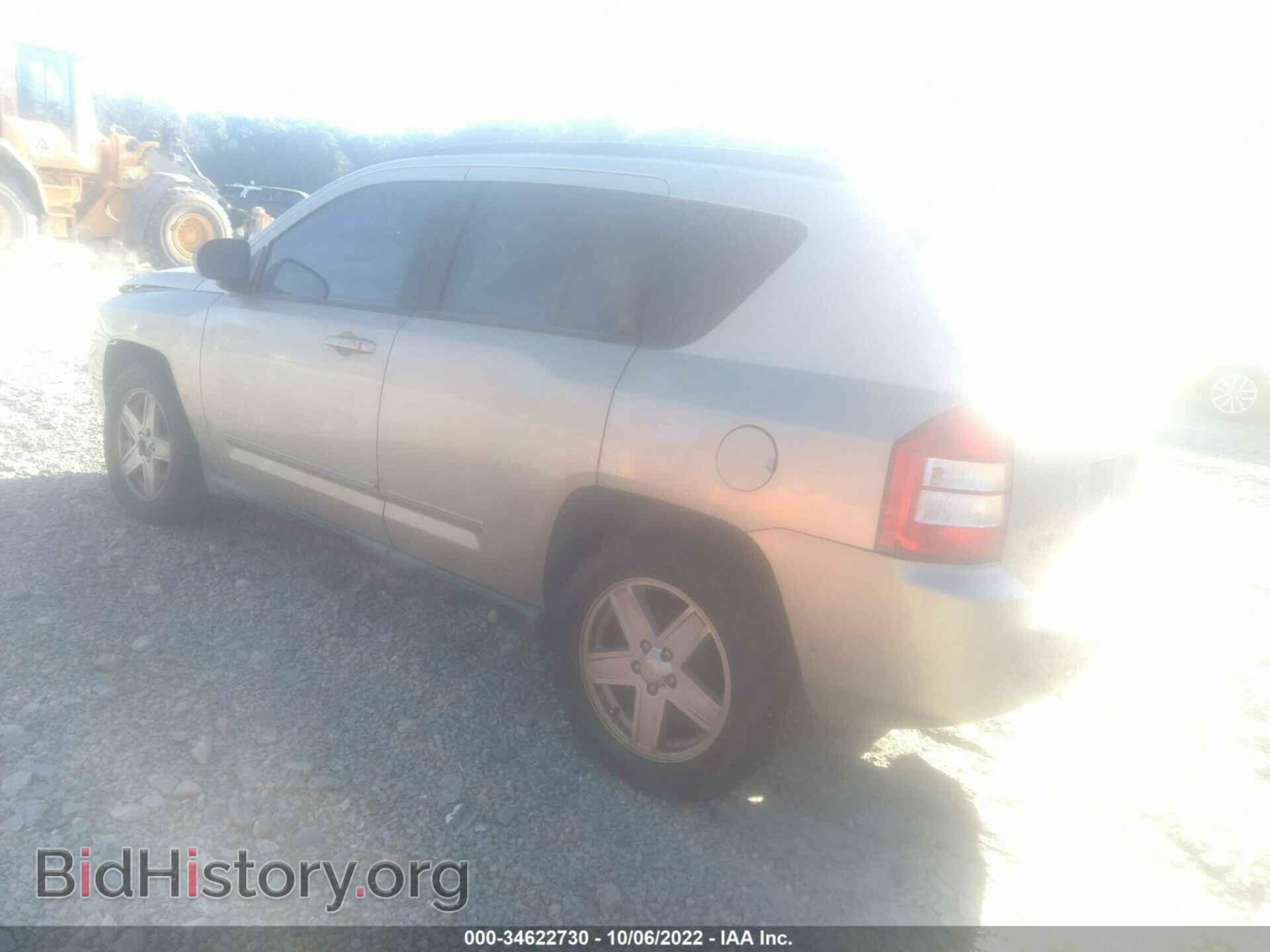 2010 JEEP COMPASS - VIN: 1J4NT4FB5AD570416 - Фото 3