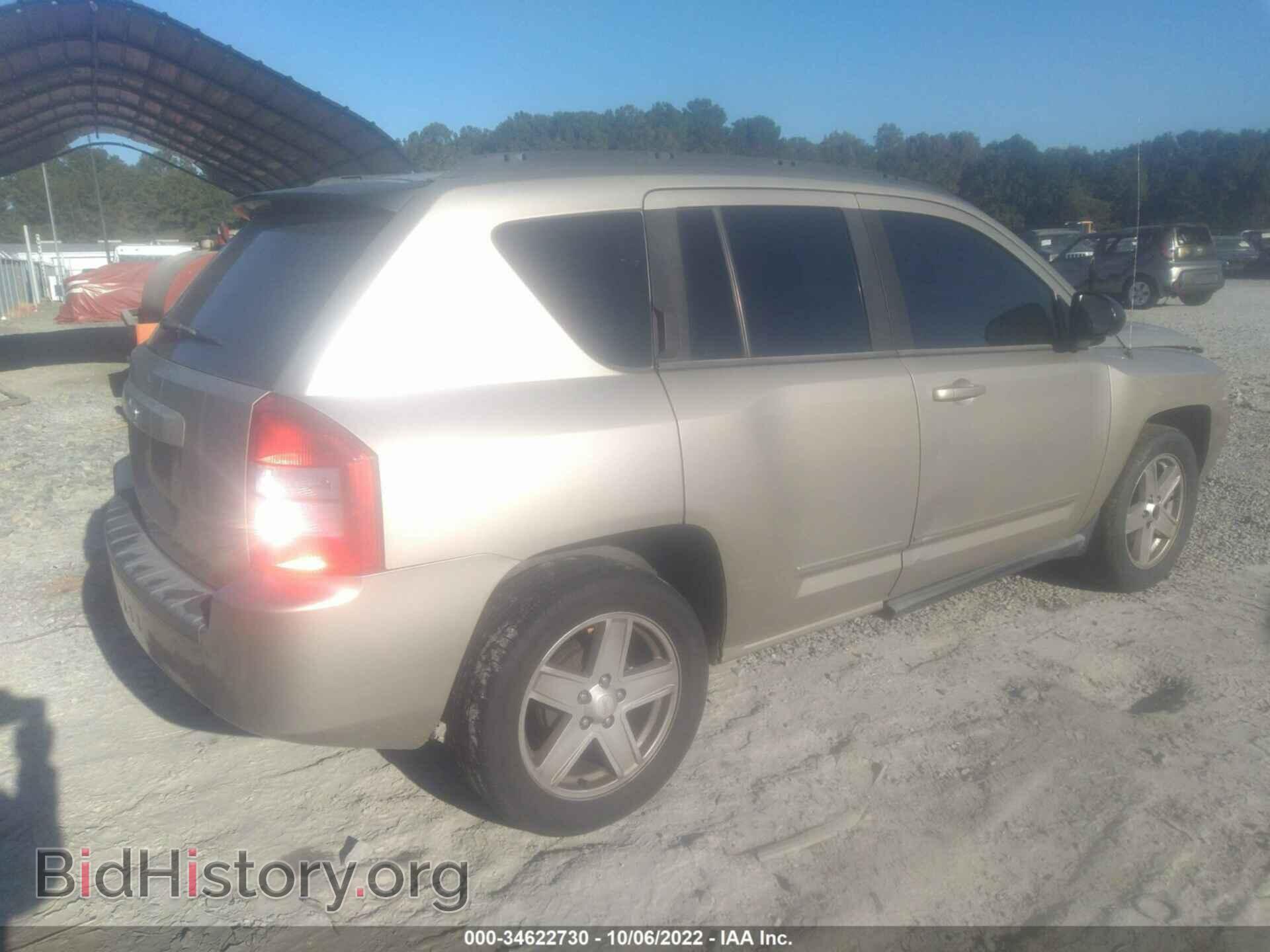 2010 JEEP COMPASS - VIN: 1J4NT4FB5AD570416 - Фото 4