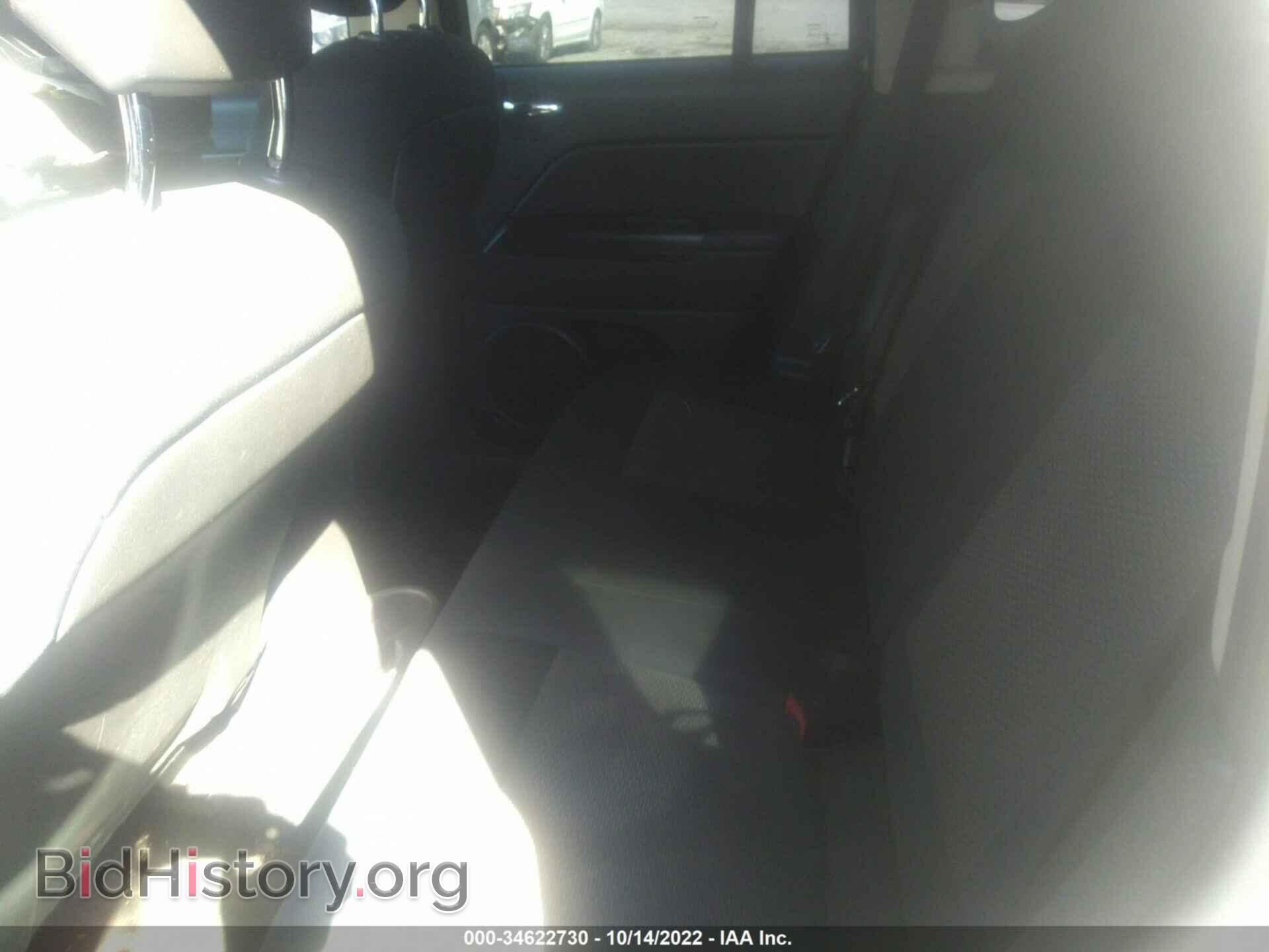 2010 JEEP COMPASS - VIN: 1J4NT4FB5AD570416 - Фото 8