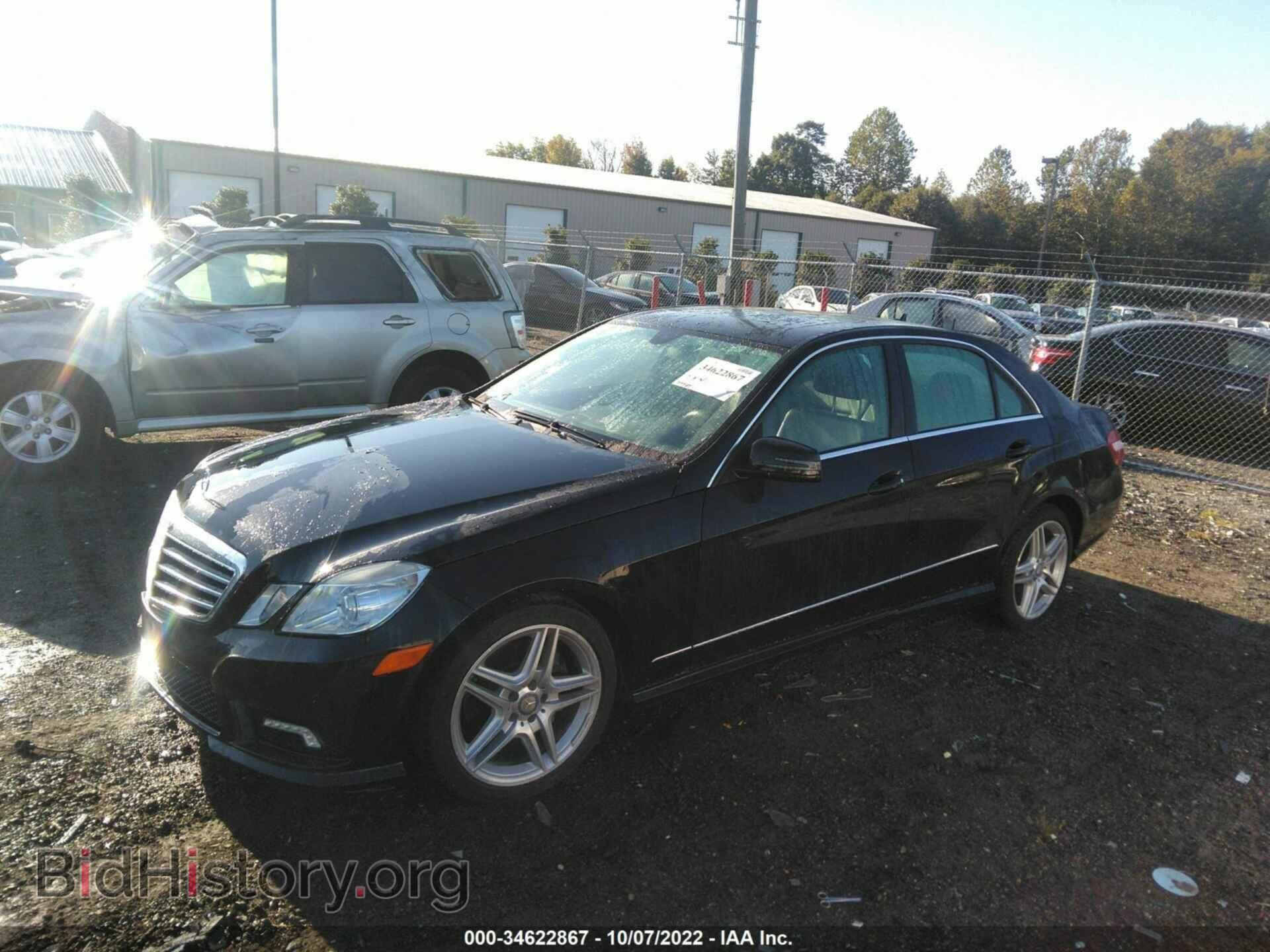 2011 MERCEDES-BENZ E-CLASS - VIN: WDDHF8HB5BA358154 - Фото 2