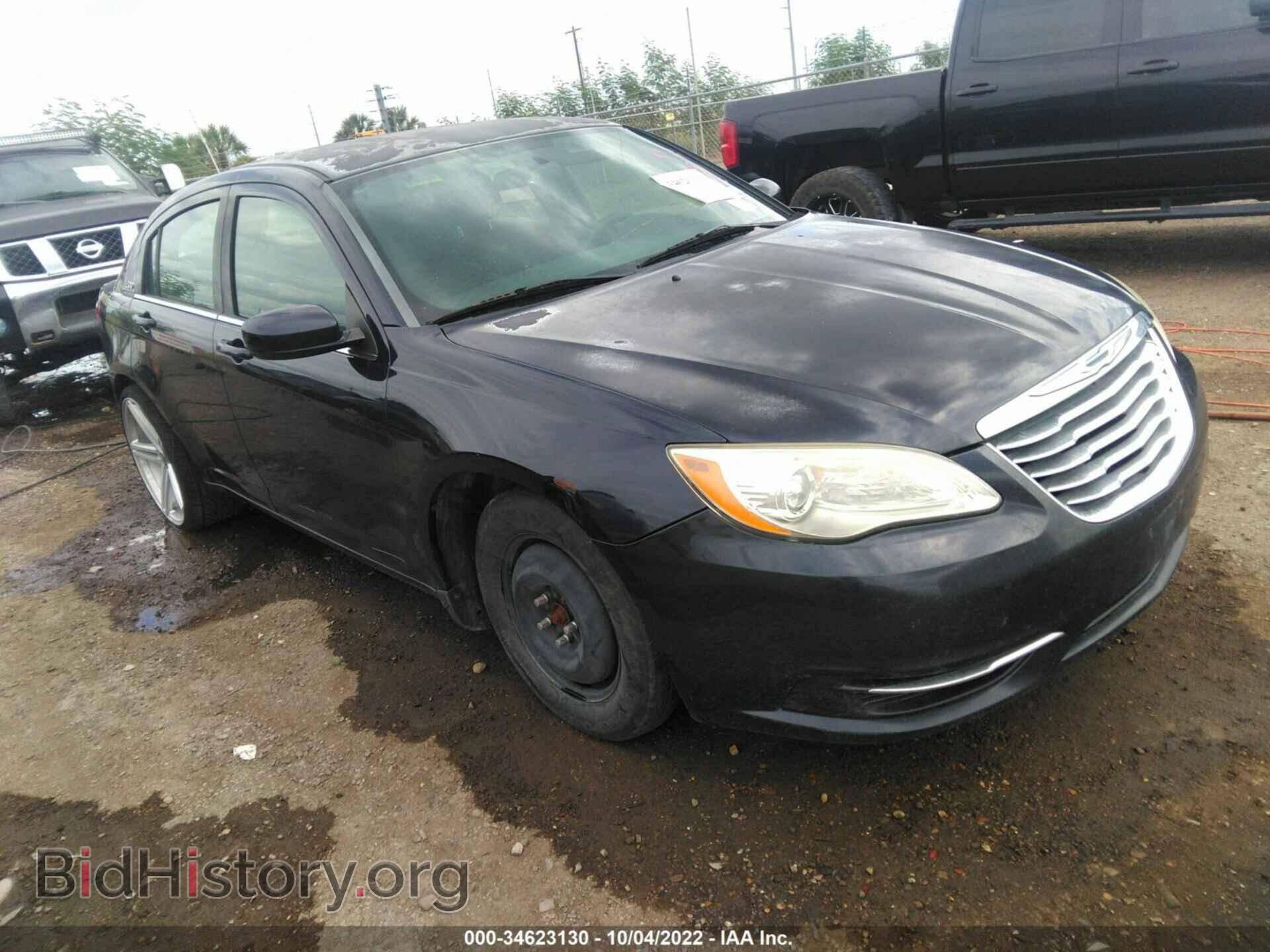 Photo 1C3BC4FB6BN593129 - CHRYSLER 200 2011