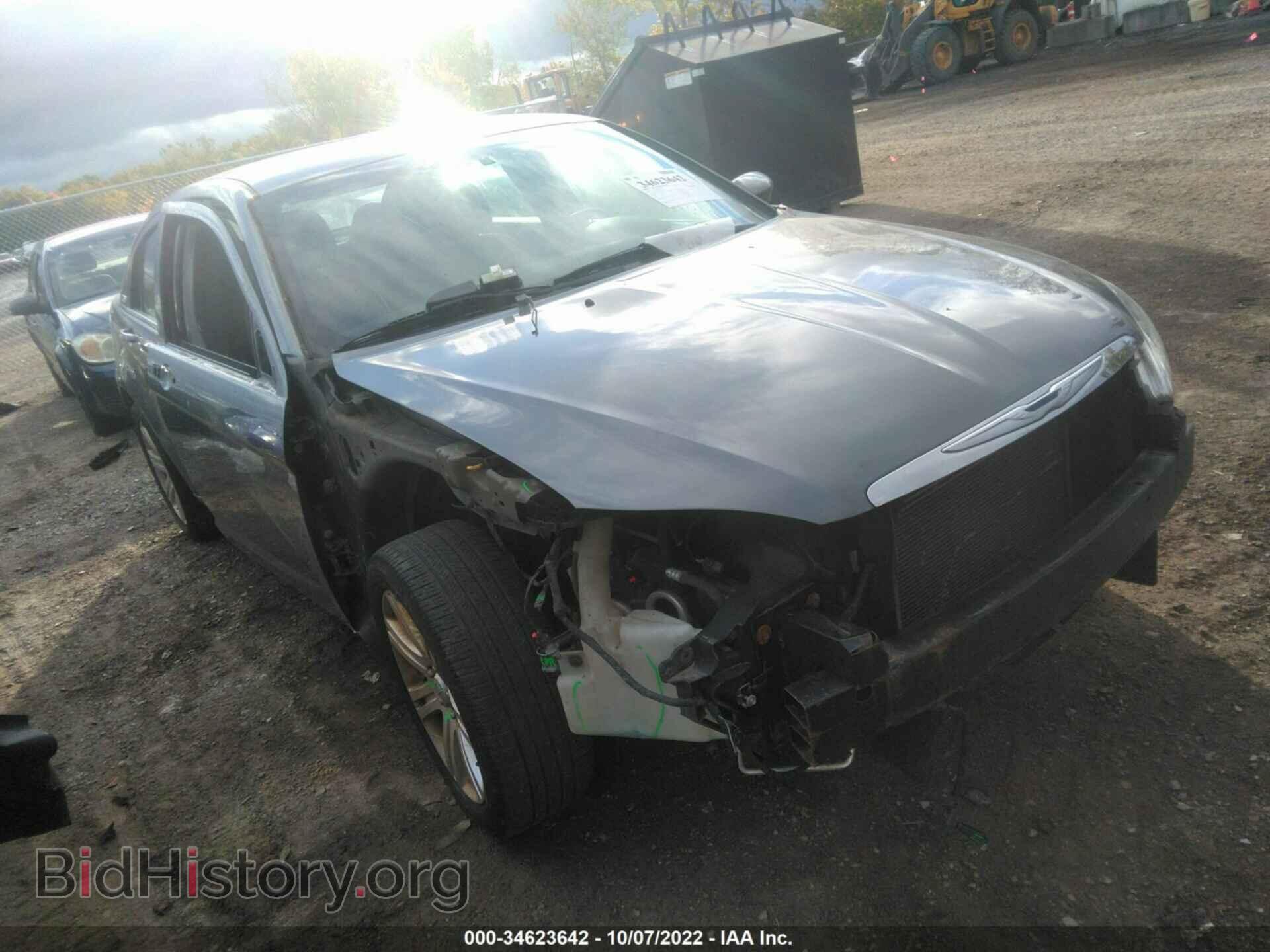 Photo 1C3BC1FB9BN619107 - CHRYSLER 200 2011
