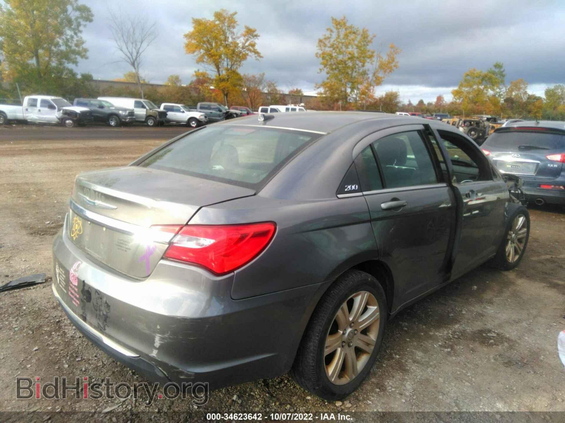 2011 CHRYSLER 200 - VIN: 1C3BC1FB9BN619107 - Фото 4