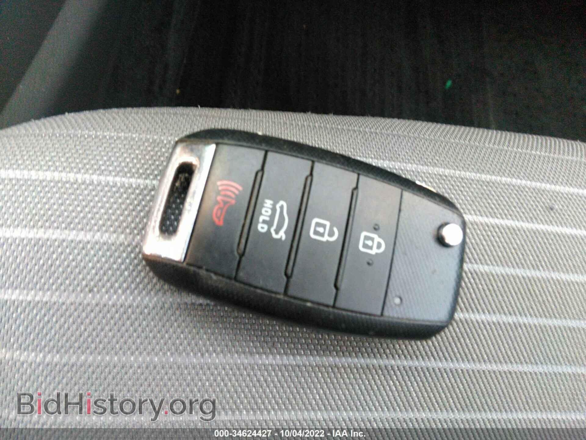 2017 KIA FORTE - VIN: 3KPFL4A79HE091468 - Photo 11