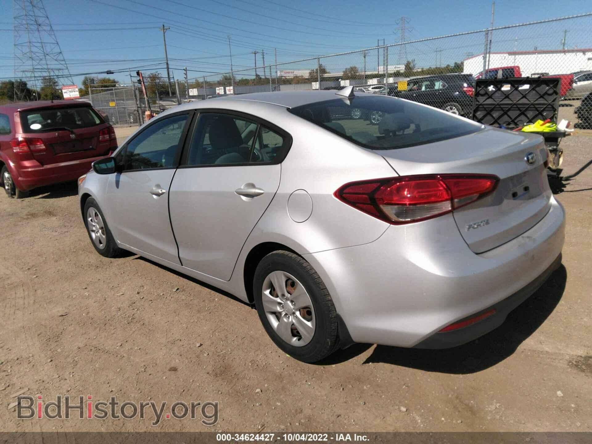2017 KIA FORTE - VIN: 3KPFL4A79HE091468 - Photo 3