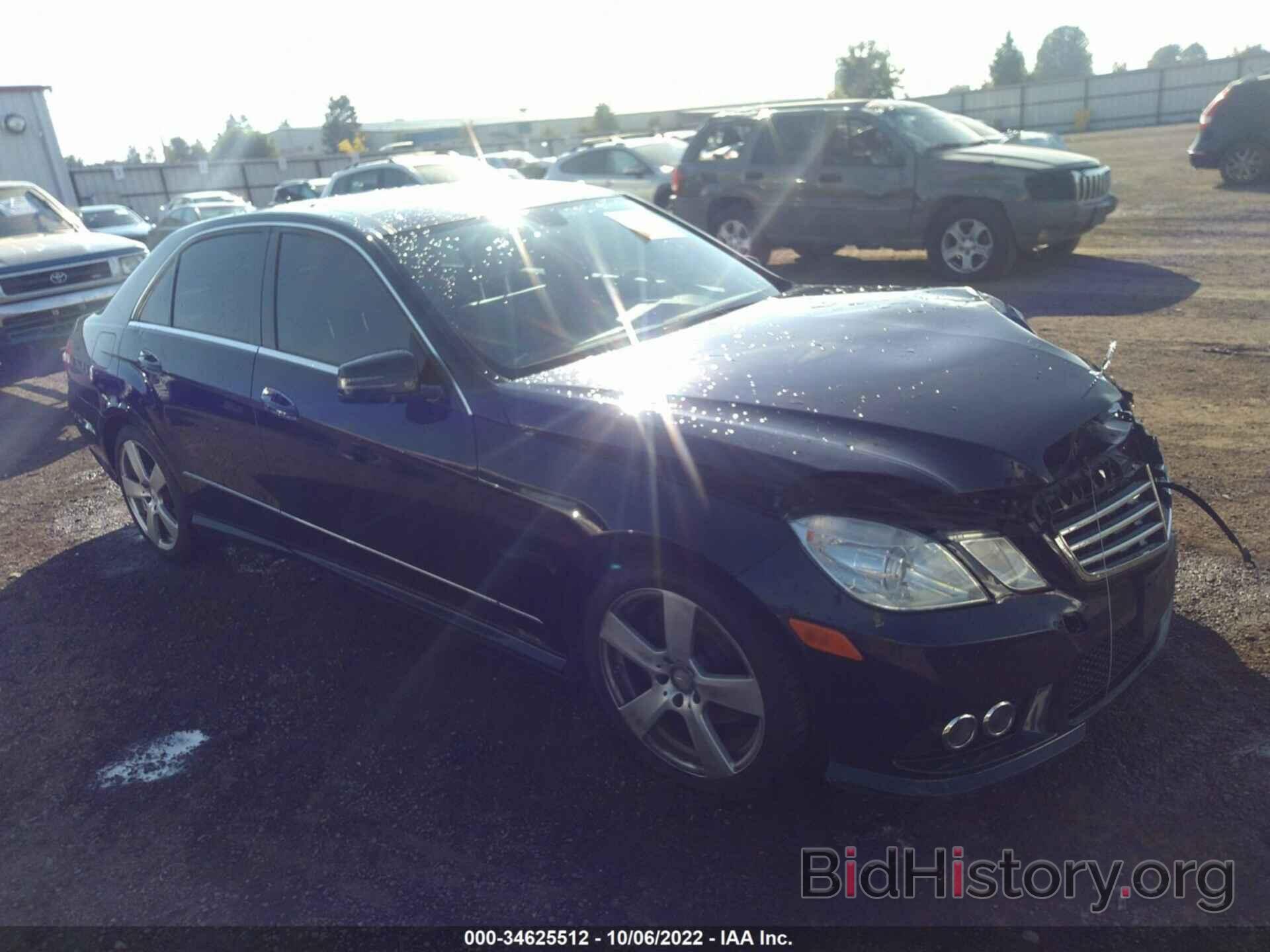 Photo WDDHF8HB9AA252112 - MERCEDES-BENZ E-CLASS 2010