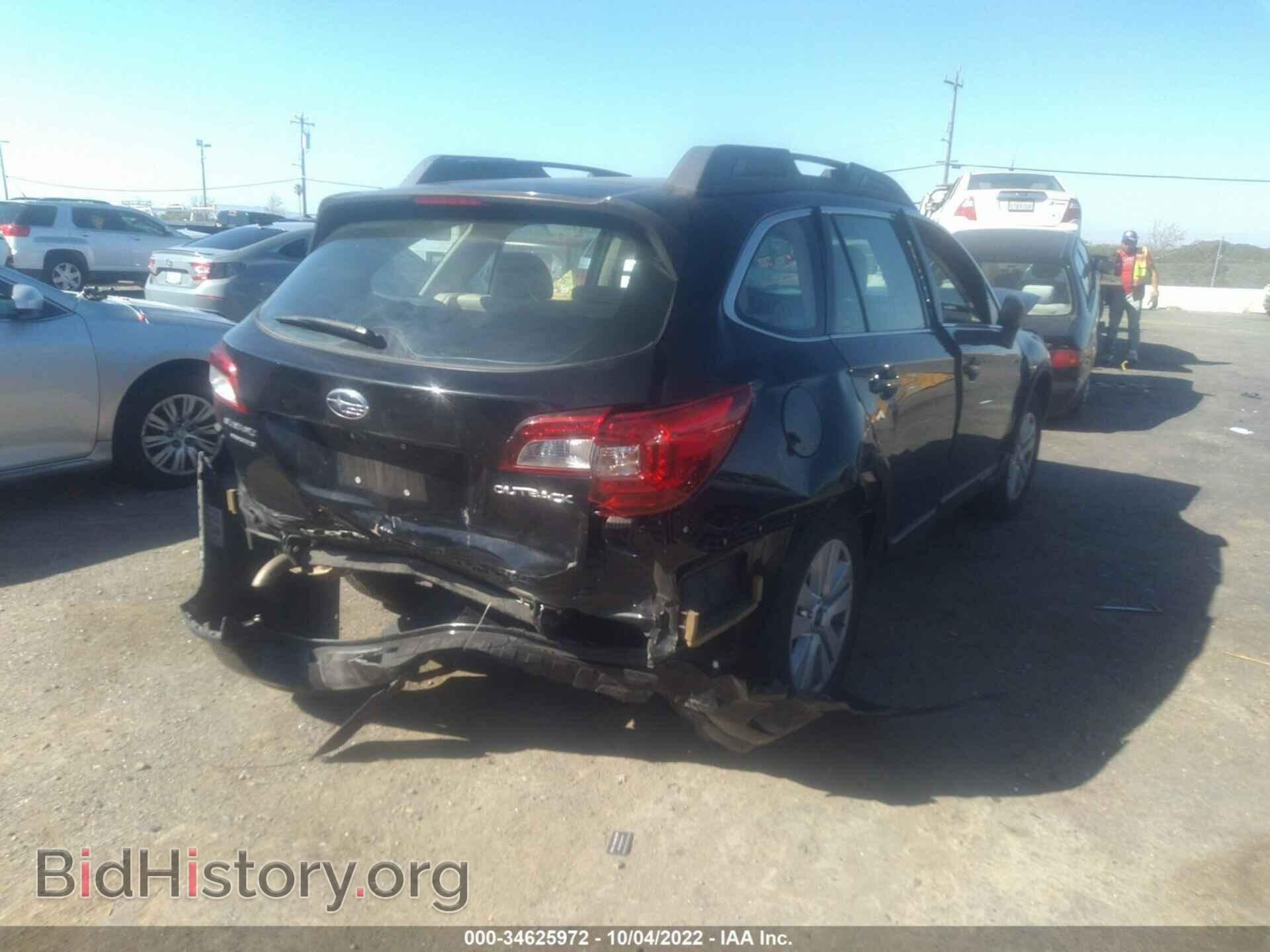 2018 SUBARU OUTBACK - VIN: 4S4BSAAC9J3303940 - Фото 3
