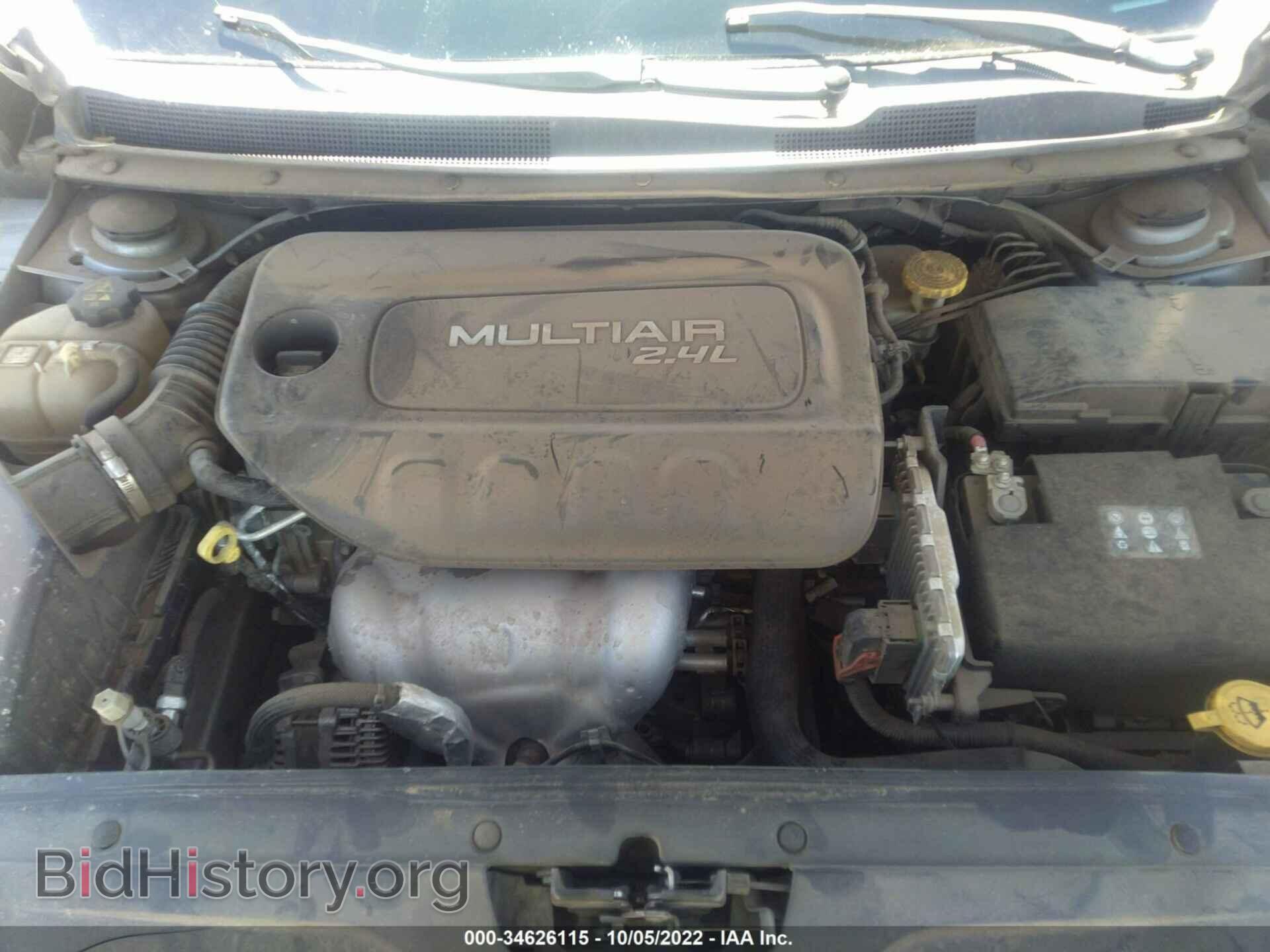 2015 CHRYSLER 200 - VIN: 1C3CCCAB4FN648057 - Фото 10