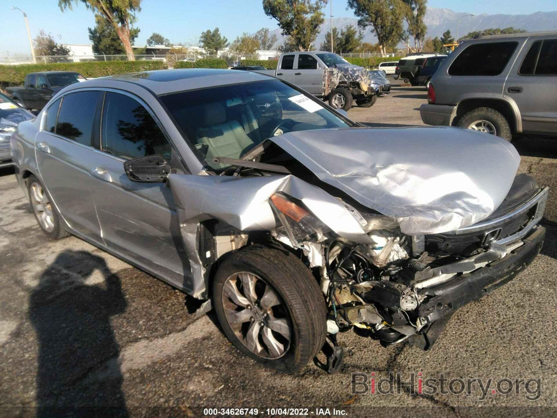 Photo 1HGCP2F85AA182843 - HONDA ACCORD SDN 2010