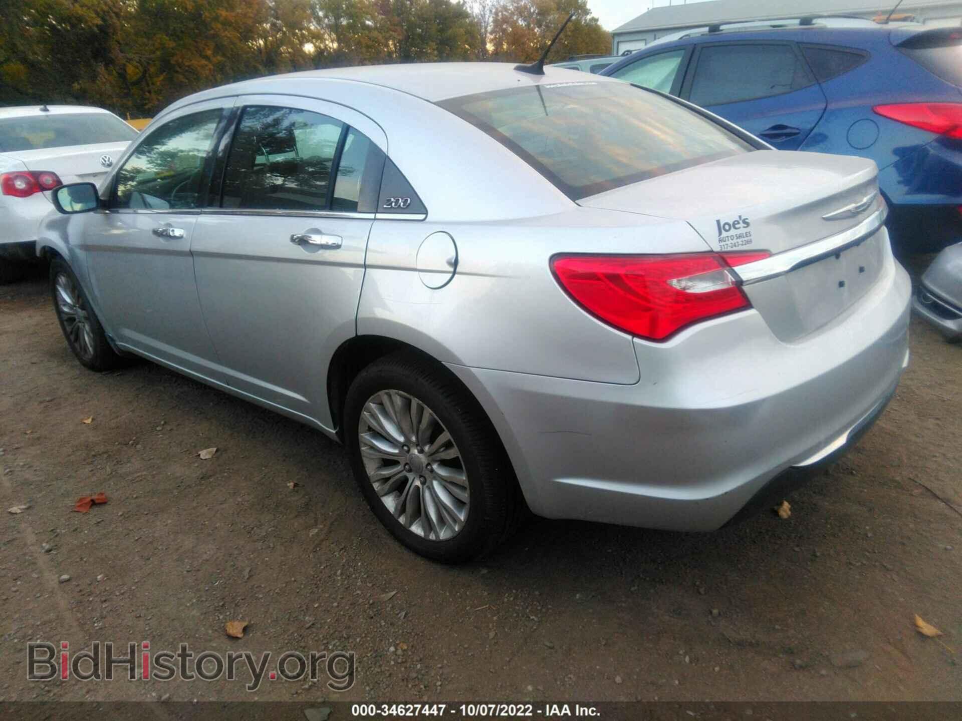 2011 CHRYSLER 200 - VIN: 1C3BC2FG8BN590197 - Фото 3