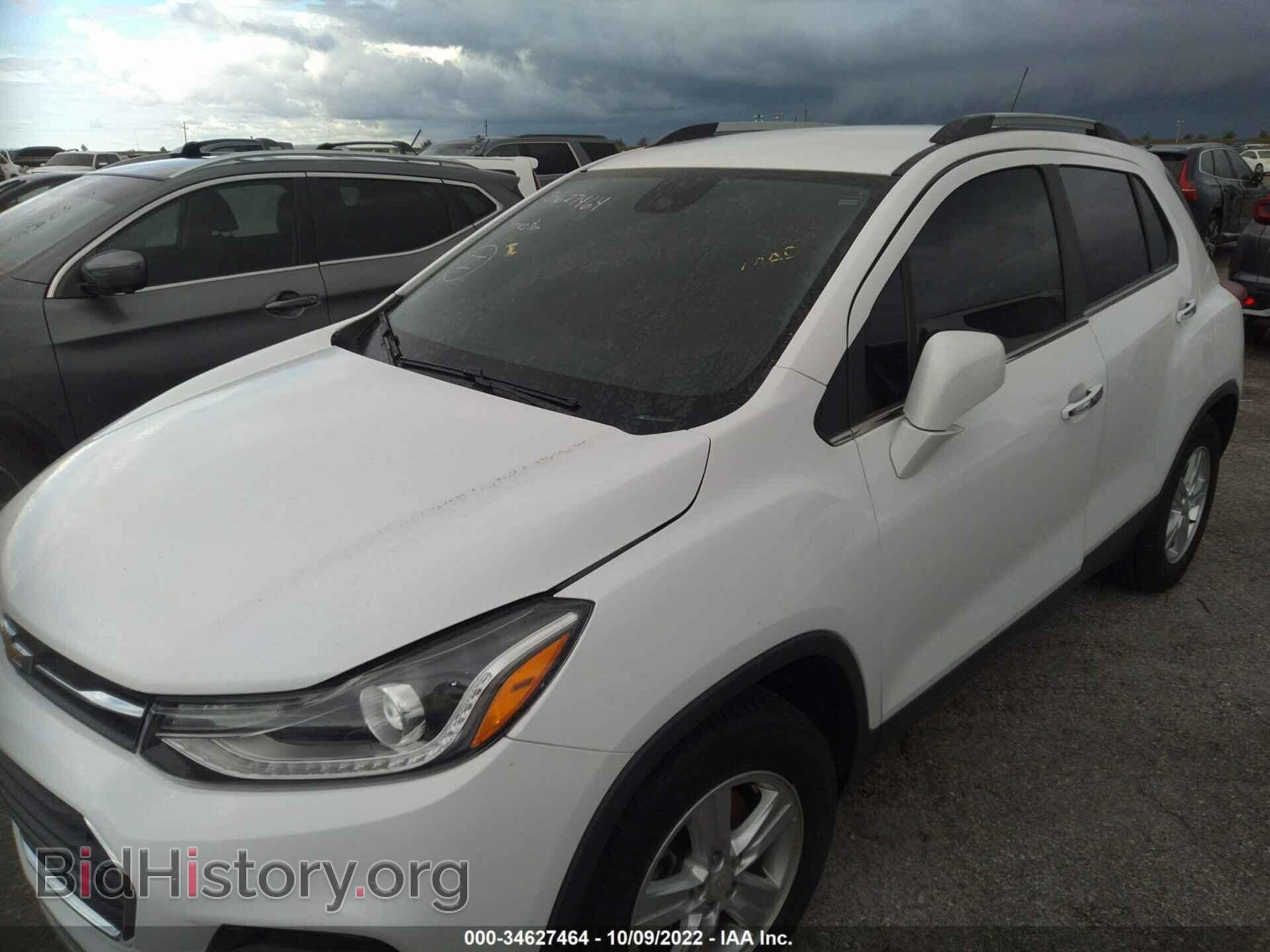 2018 CHEVROLET TRAX - VIN: 3GNCJLSB4JL176992 - Фото 2