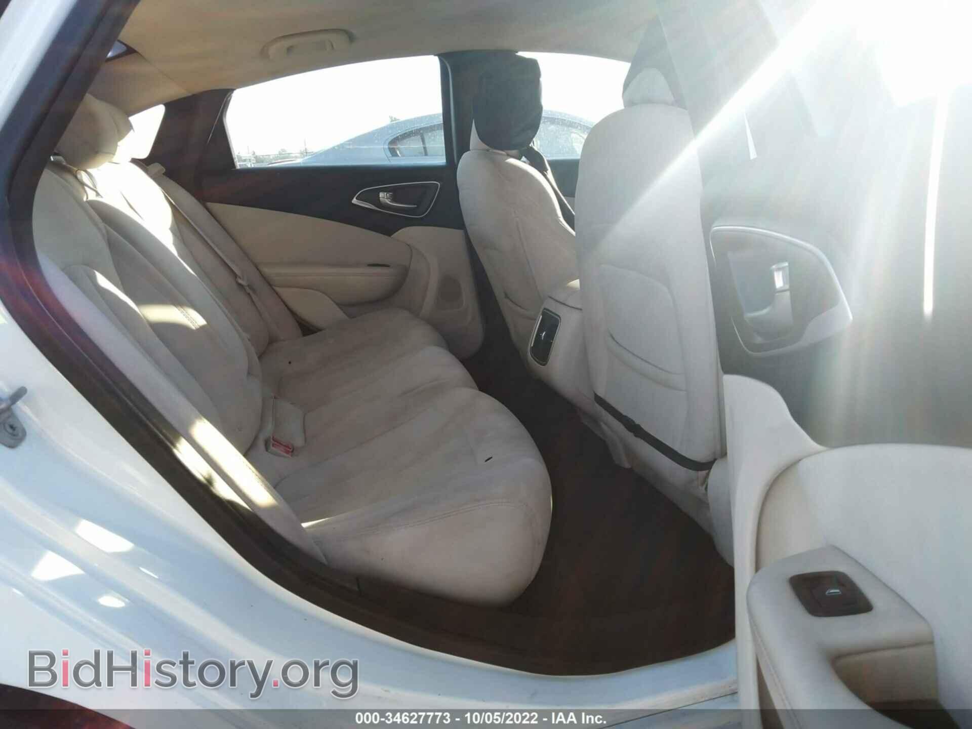2015 CHRYSLER 200 - VIN: 1C3CCCABXFN588592 - Фото 8