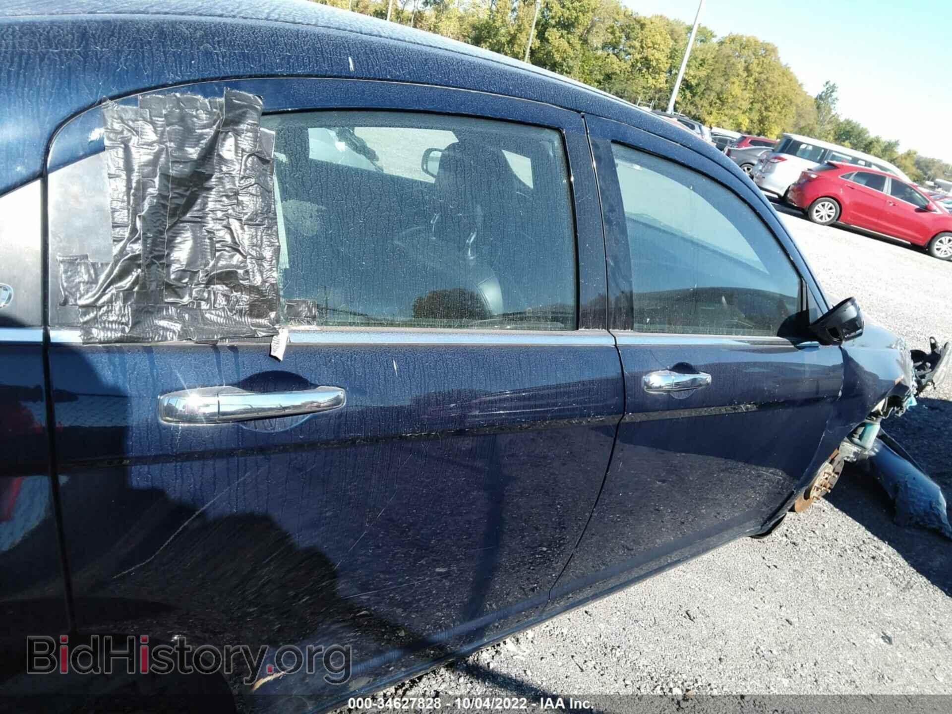 2013 CHRYSLER 200 - VIN: 1C3CCBCG6DN744885 - Photo 4
