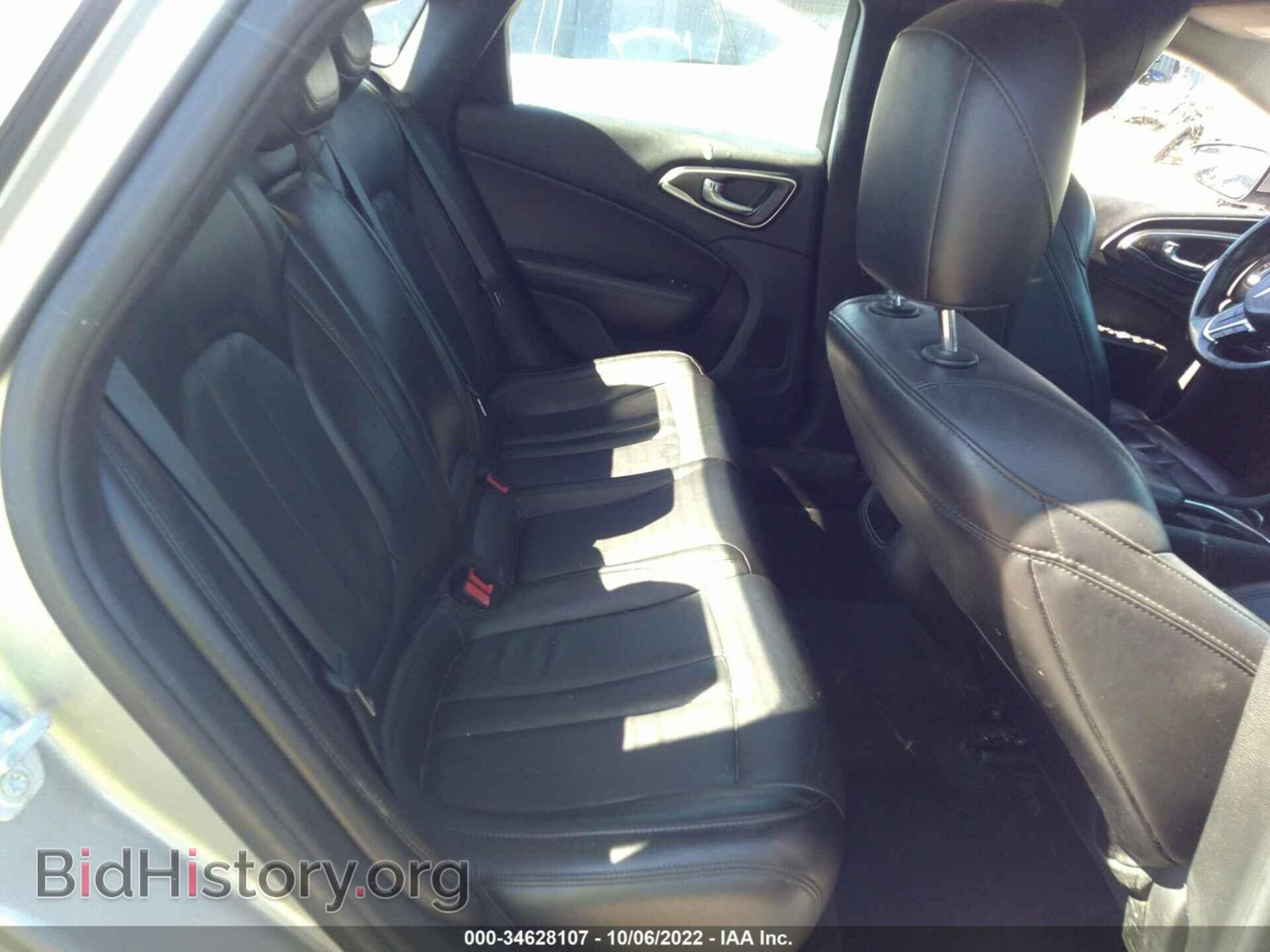 2016 CHRYSLER 200 - VIN: 1C3CCCABXGN191241 - Фото 8