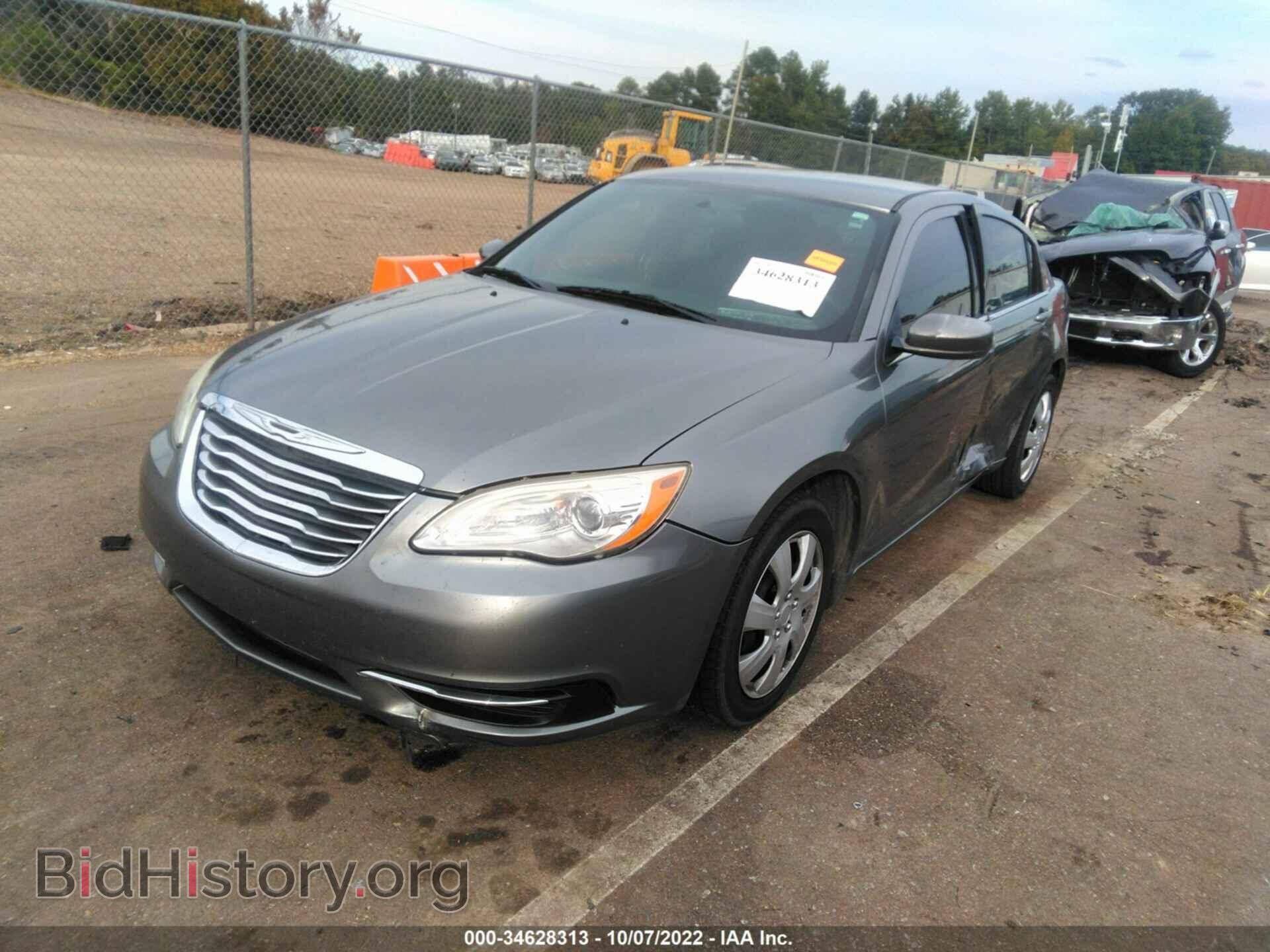 2012 CHRYSLER 200 - VIN: 1C3CCBAB3CN236041 - Фото 2