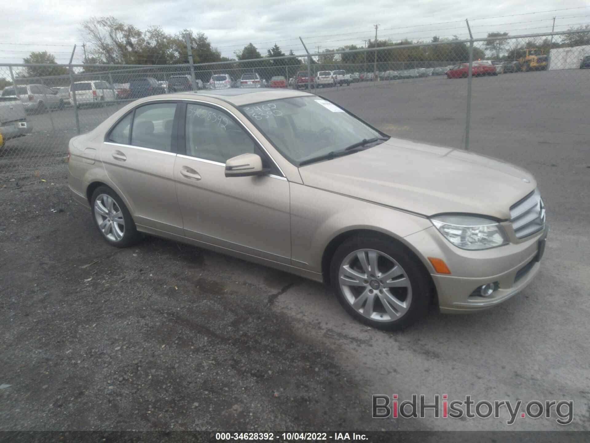 Photo WDDGF8BB0AR127649 - MERCEDES-BENZ C-CLASS 2010