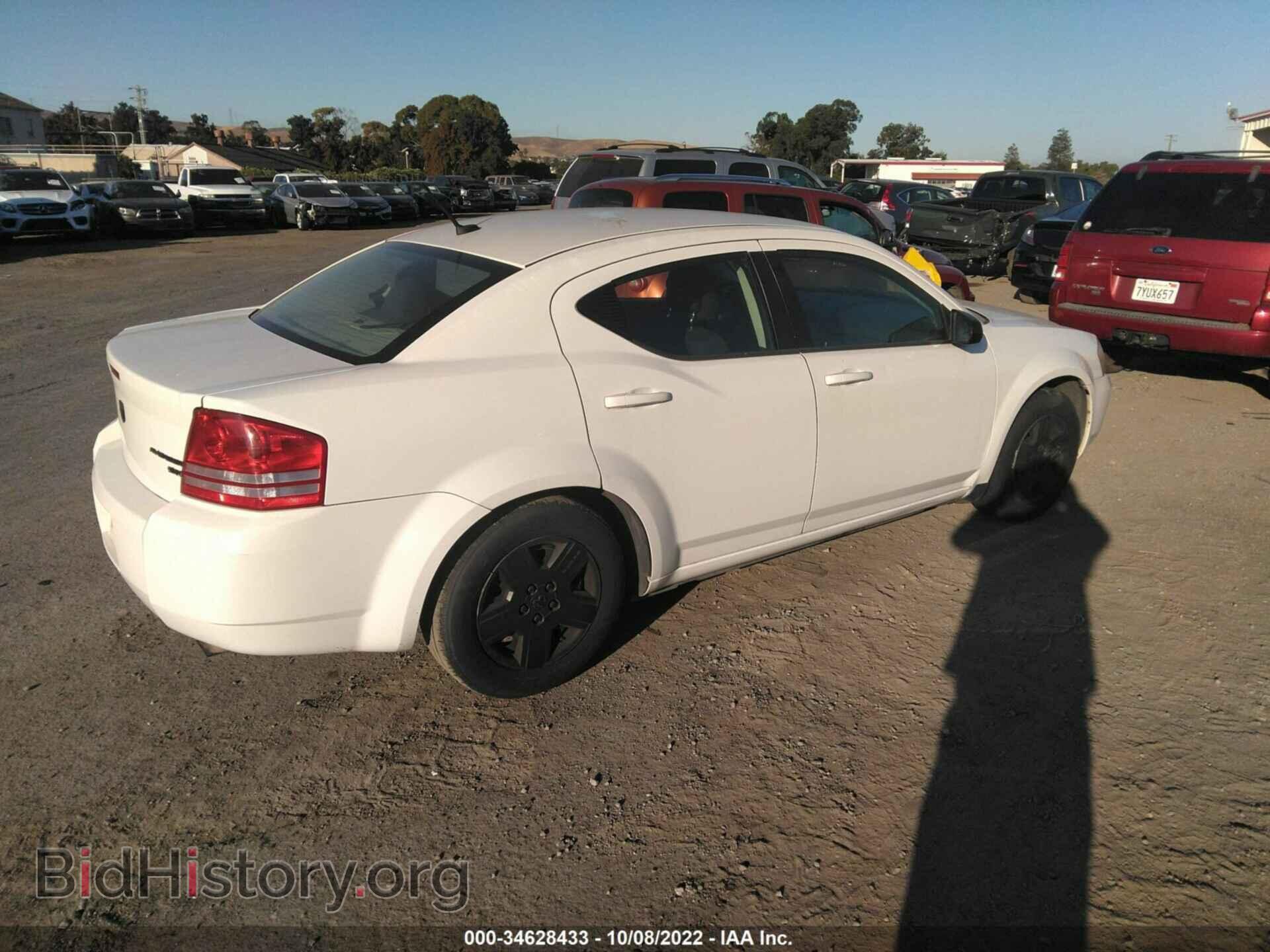 2010 DODGE AVENGER - VIN: 1B3CC4FB8AN131445 - Photo 4