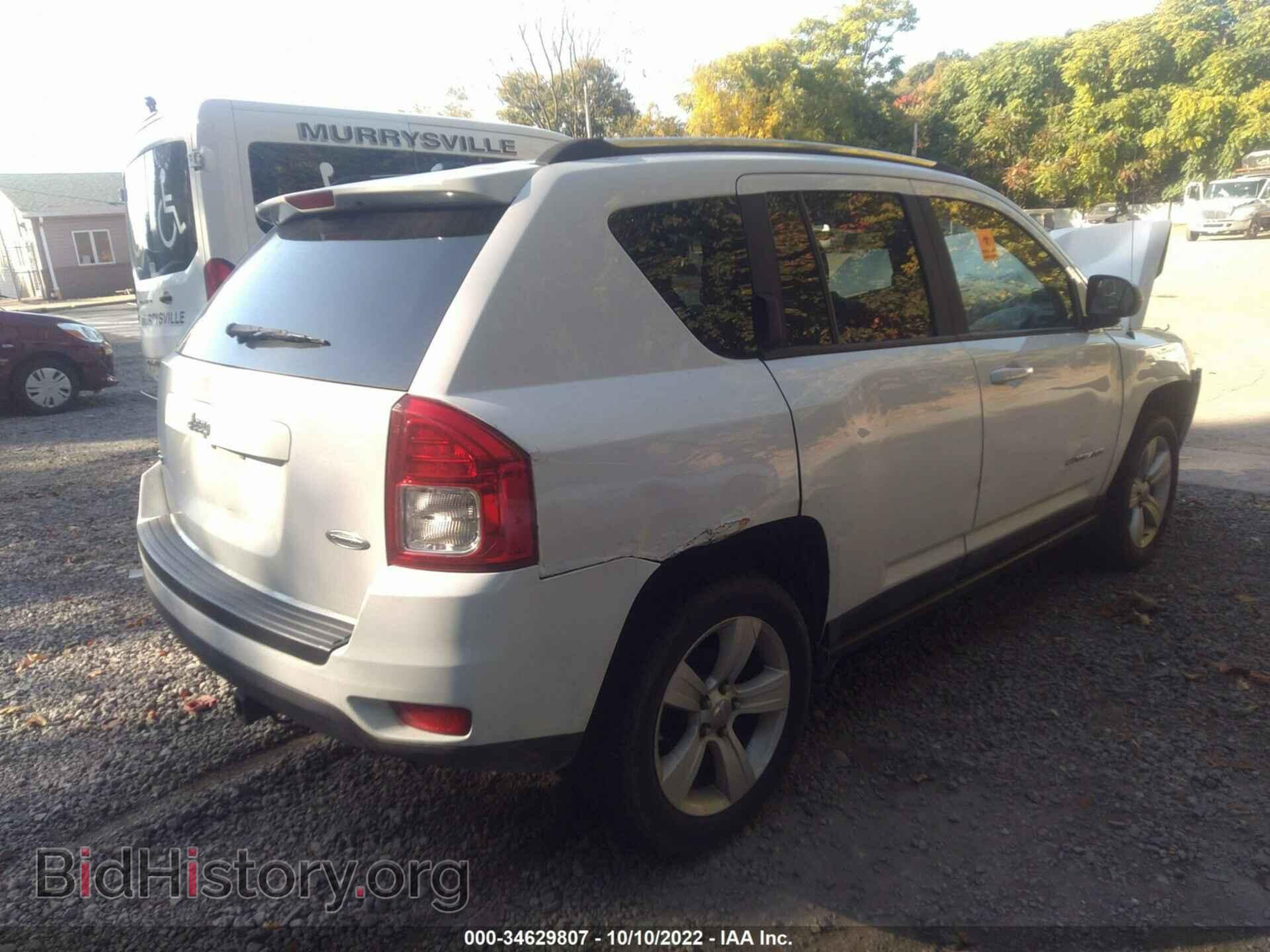 2011 JEEP COMPASS - VIN: 1J4NF1FB5BD266610 - Photo 4