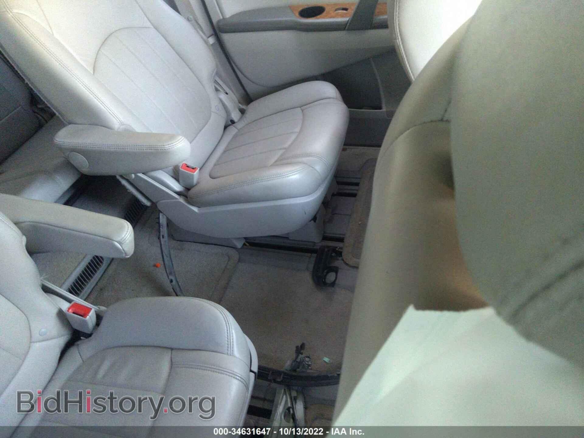 2012 BUICK ENCLAVE - VIN: 5GAKRDED0CJ147145 - Photo 8
