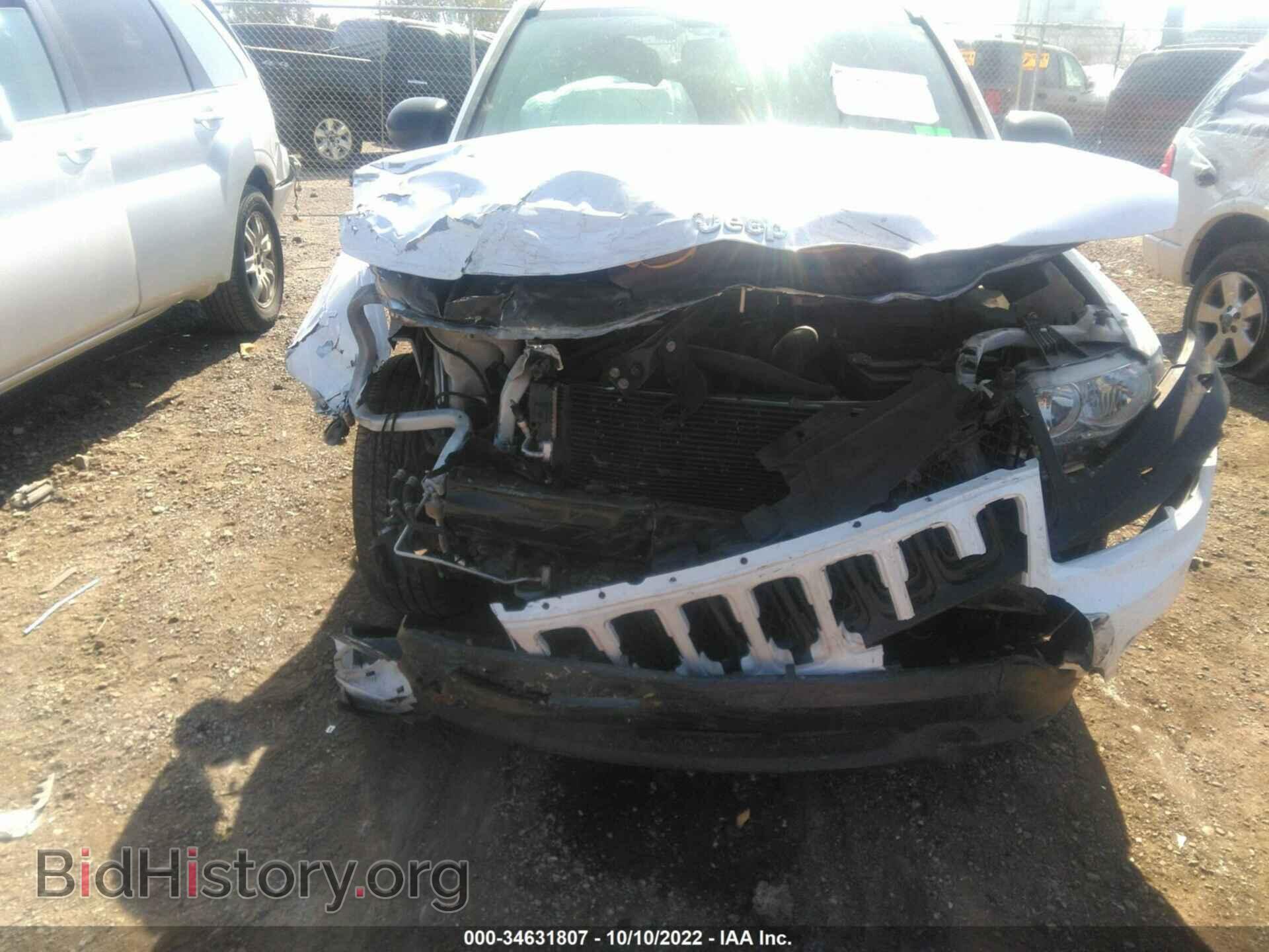 2016 JEEP COMPASS - VIN: 1C4NJDBB4GD520455 - Фото 6