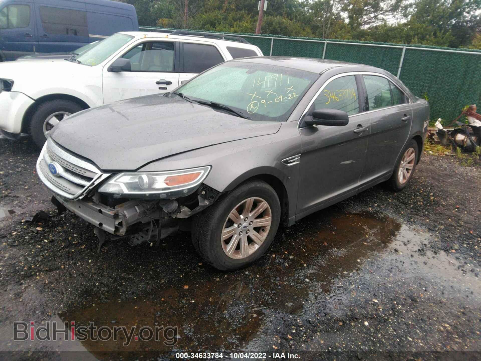 2011 FORD TAURUS - VIN: 1FAHP2DW3BG165856 - Фото 2