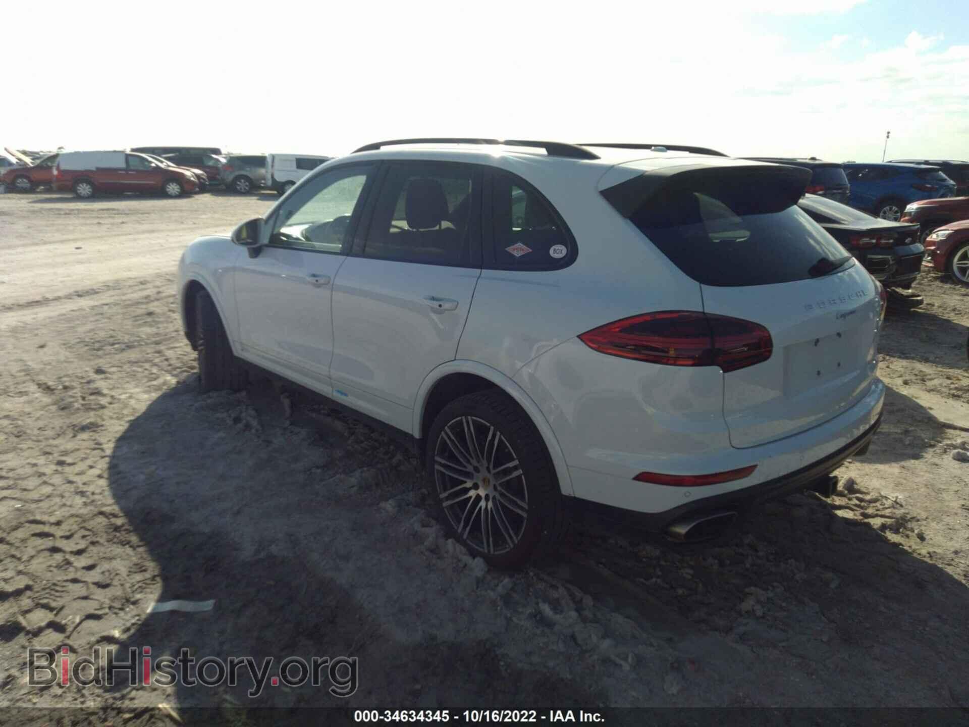 2017 PORSCHE CAYENNE - VIN: WP1AA2A28HKA88243 - Фото 3