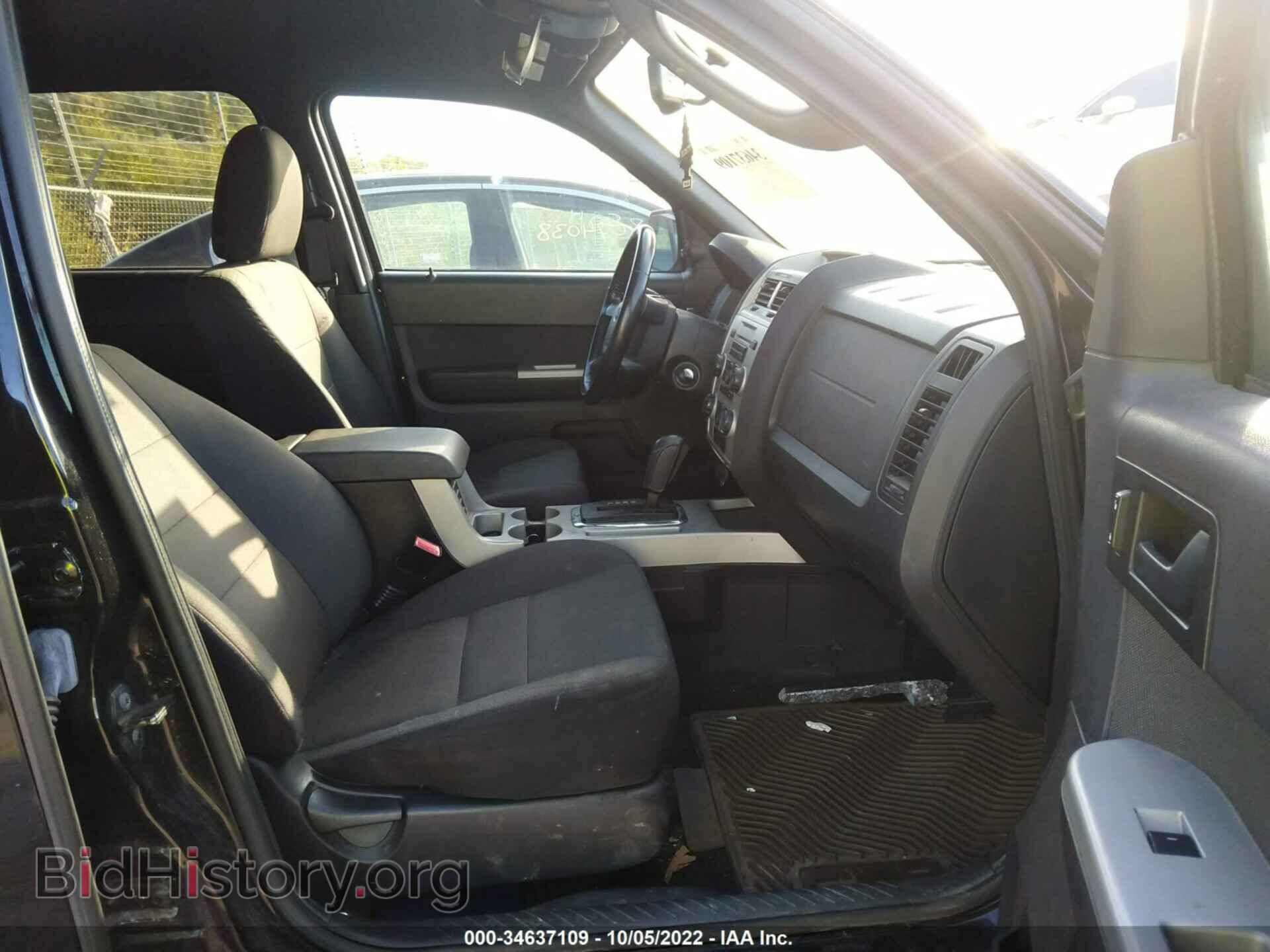 2011 FORD ESCAPE - VIN: 1FMCU0DG4BKB40855 - Фото 5