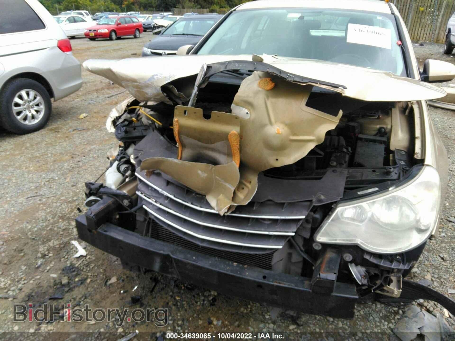 2010 CHRYSLER SEBRING - VIN: 1C3CC5FB8AN236785 - Фото 6