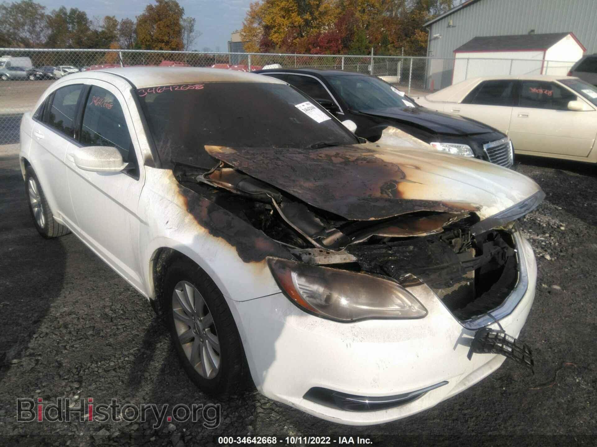 2013 CHRYSLER 200 - VIN: 1C3CCBBB0DN514104 - Фото 6