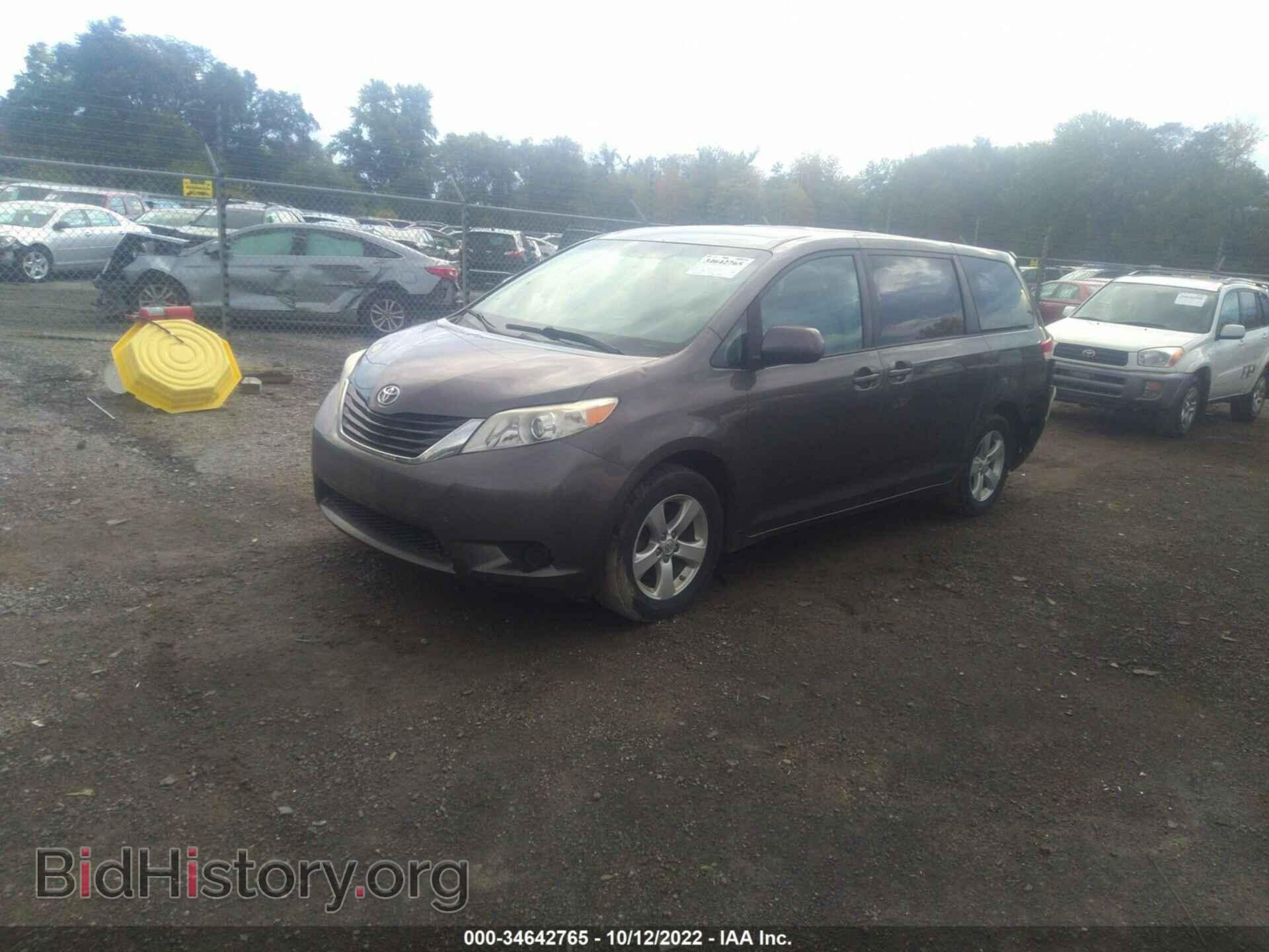 2012 TOYOTA SIENNA - VIN: 5TDKA3DC9CS014153 - Фото 2