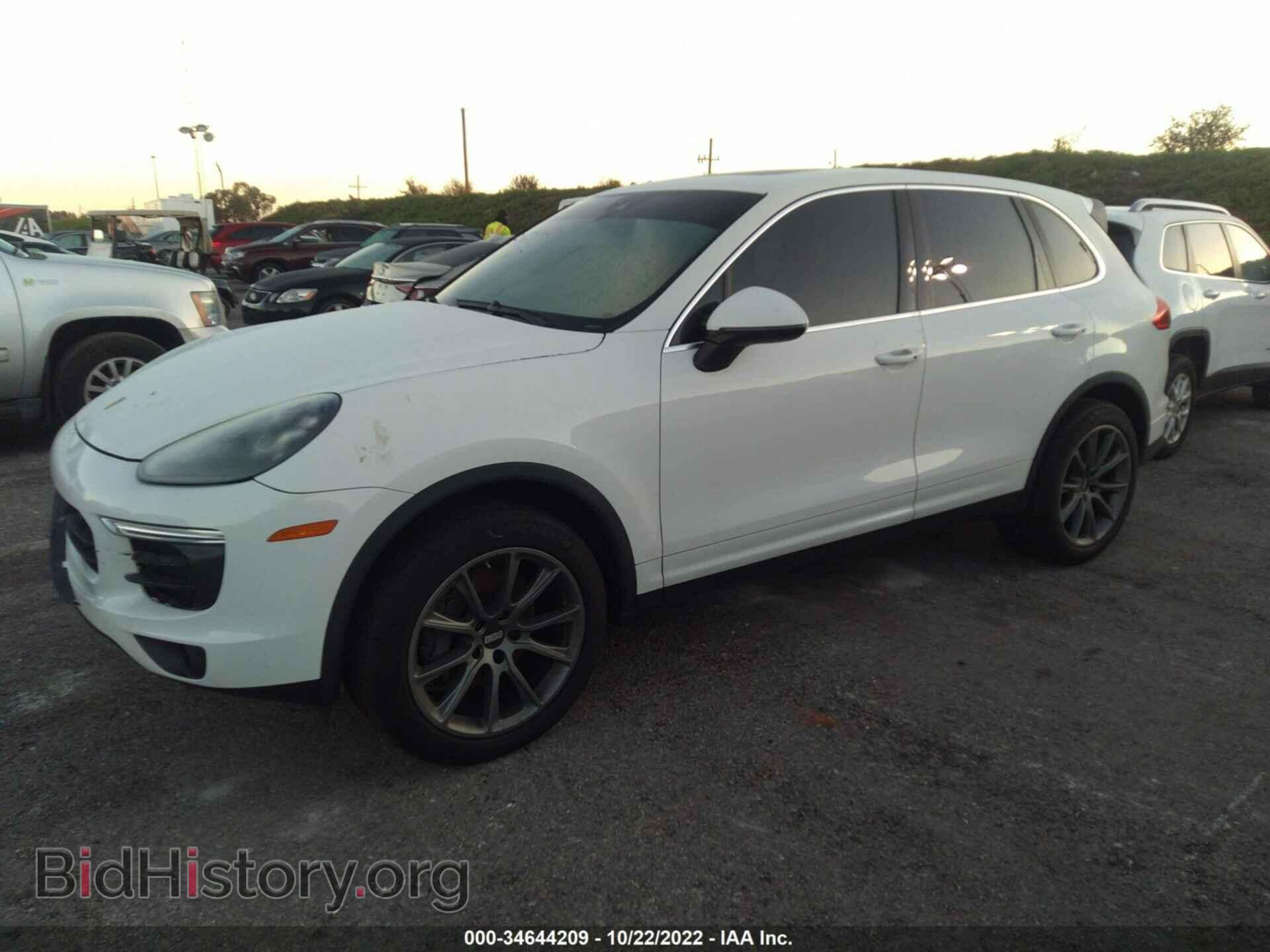 2016 PORSCHE CAYENNE - VIN: WP1AA2A20GLA08765 - Фото 2