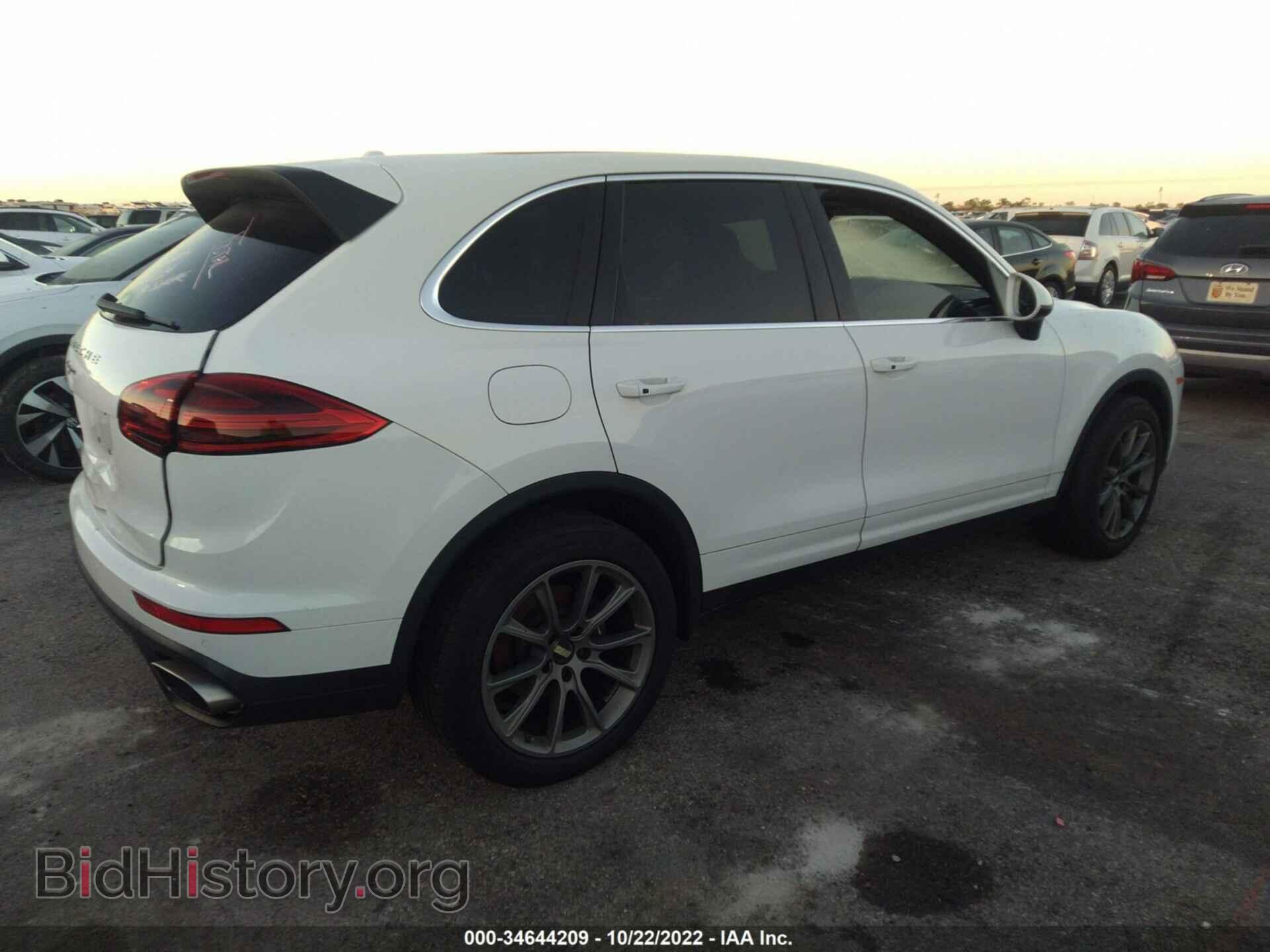 2016 PORSCHE CAYENNE - VIN: WP1AA2A20GLA08765 - Фото 4