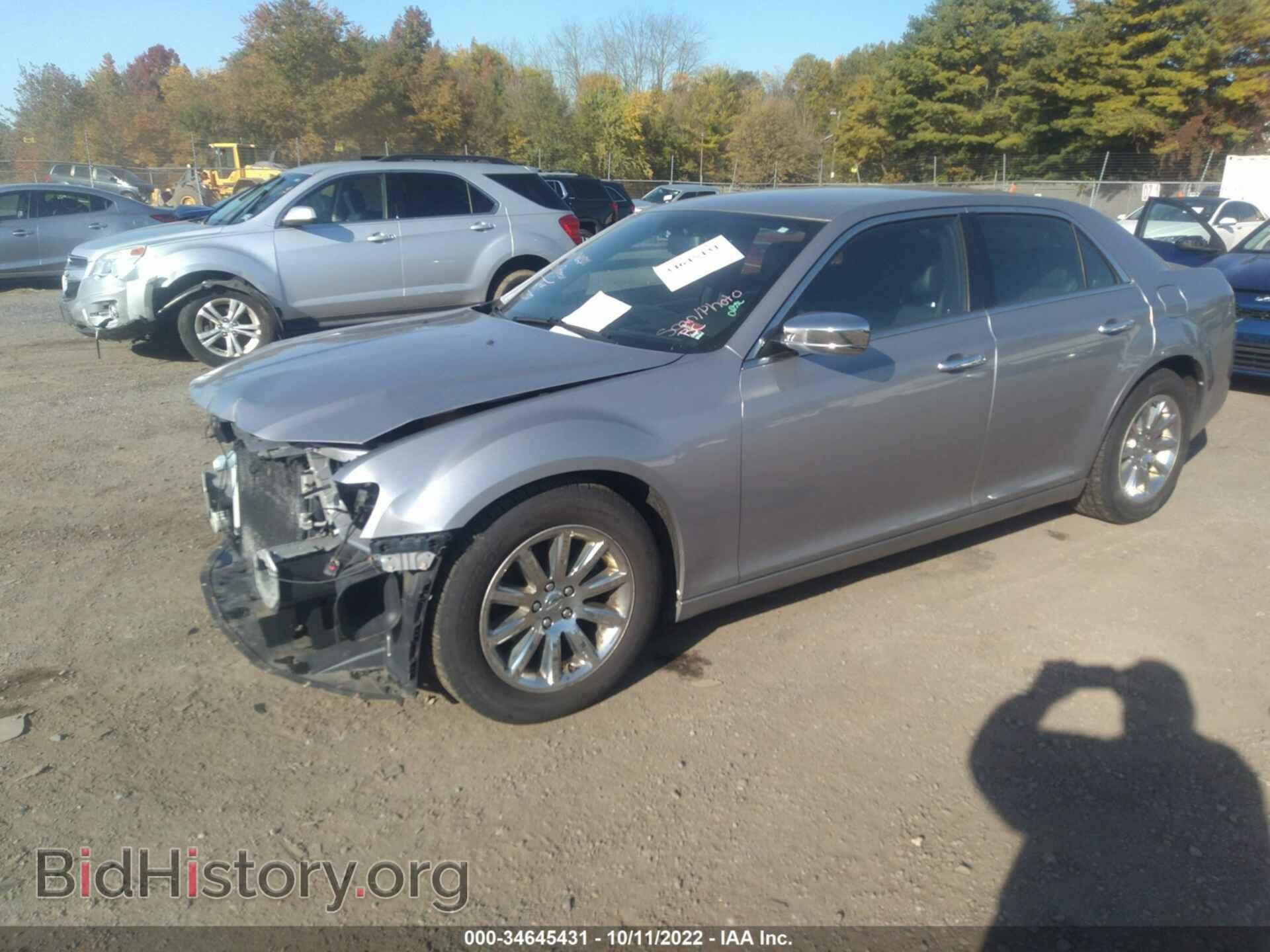2014 CHRYSLER 300 - VIN: 2C3CCAEG2EH252923 - Фото 2