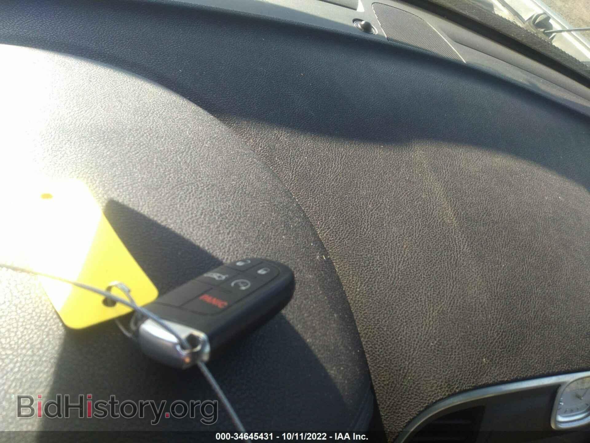 2014 CHRYSLER 300 - VIN: 2C3CCAEG2EH252923 - Фото 11