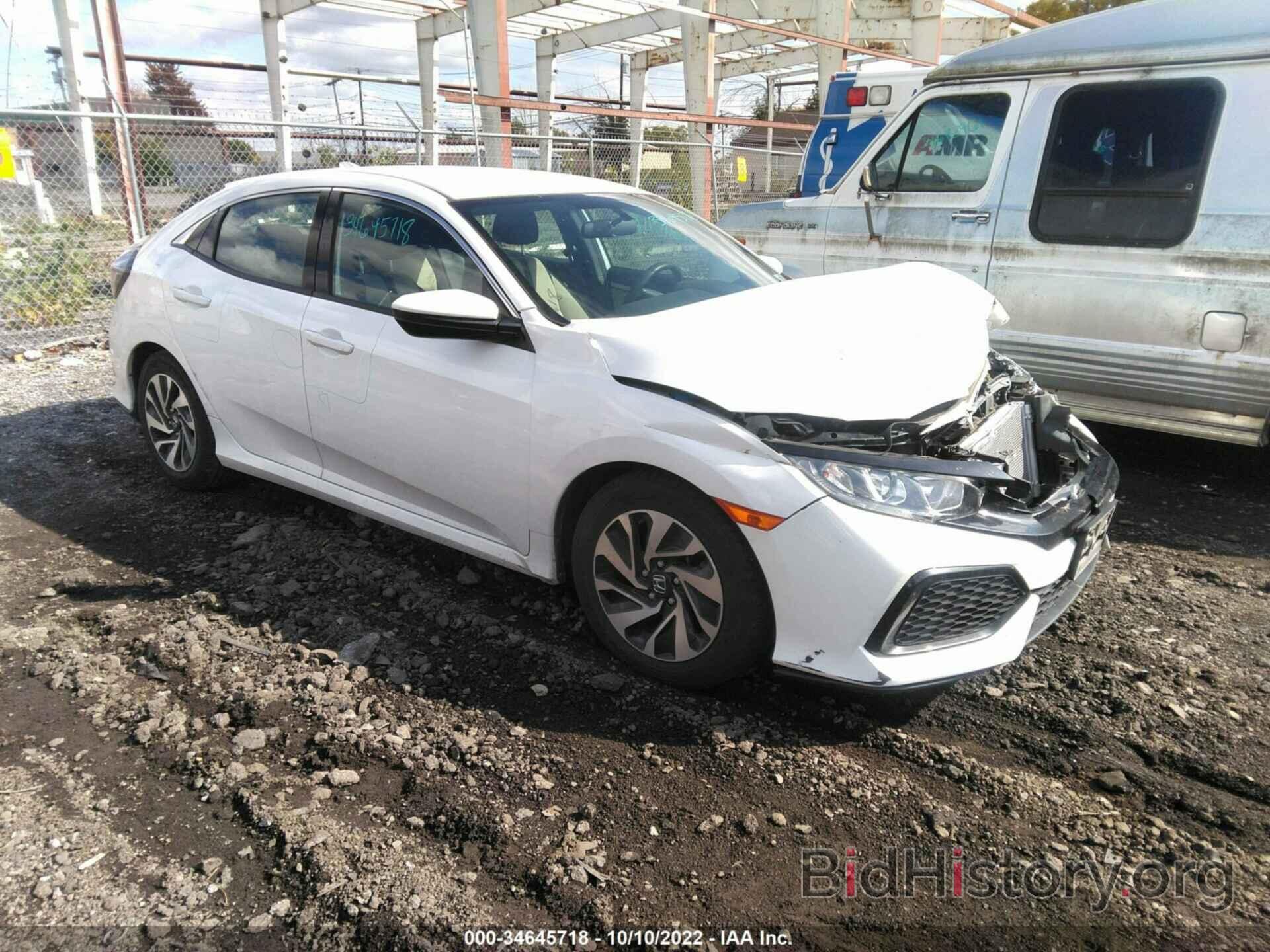 Photo SHHFK7H29JU421588 - HONDA CIVIC HATCHBACK 2018