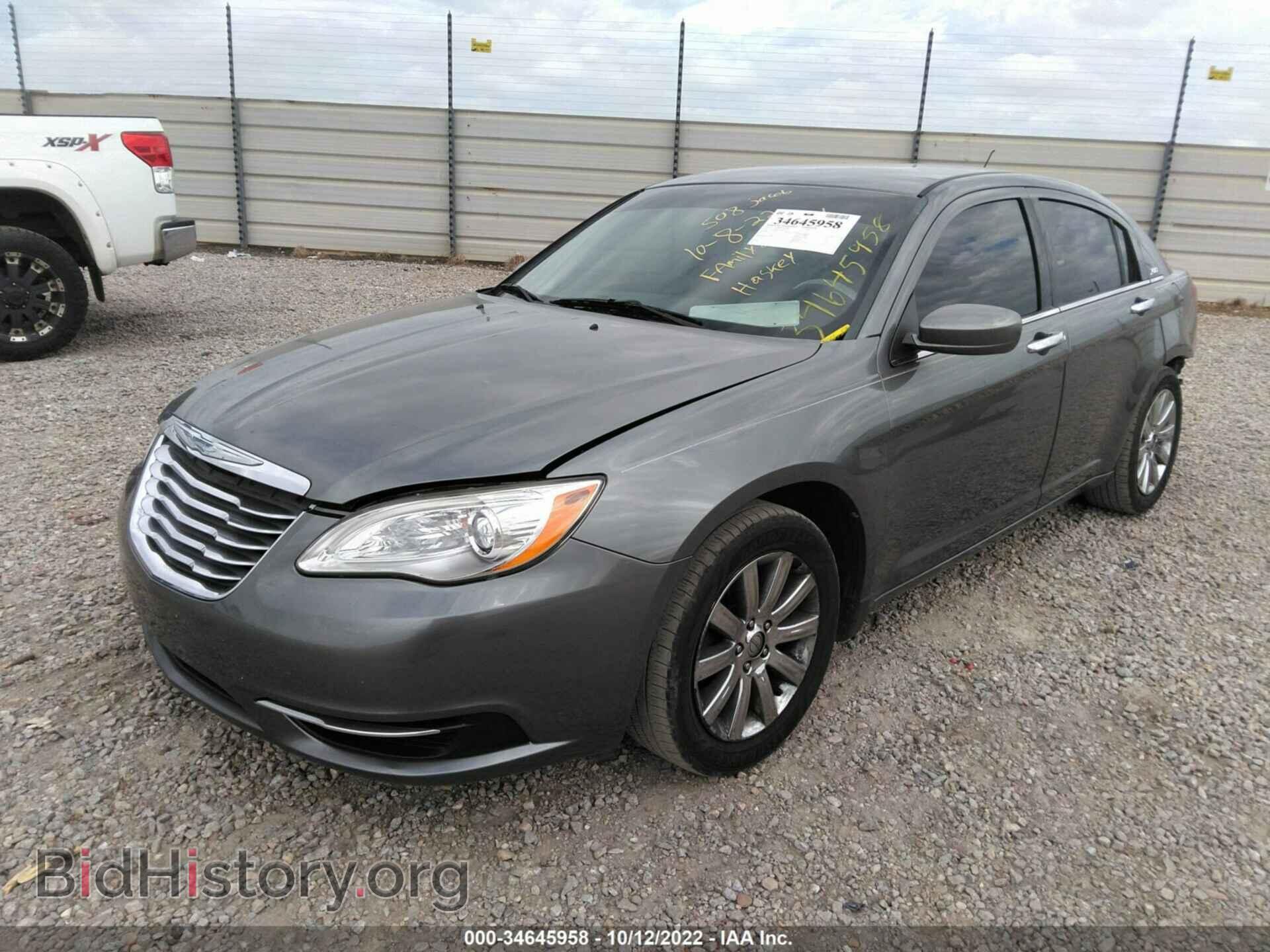 2012 CHRYSLER 200 - VIN: 1C3CCBBBXCN107101 - Фото 2