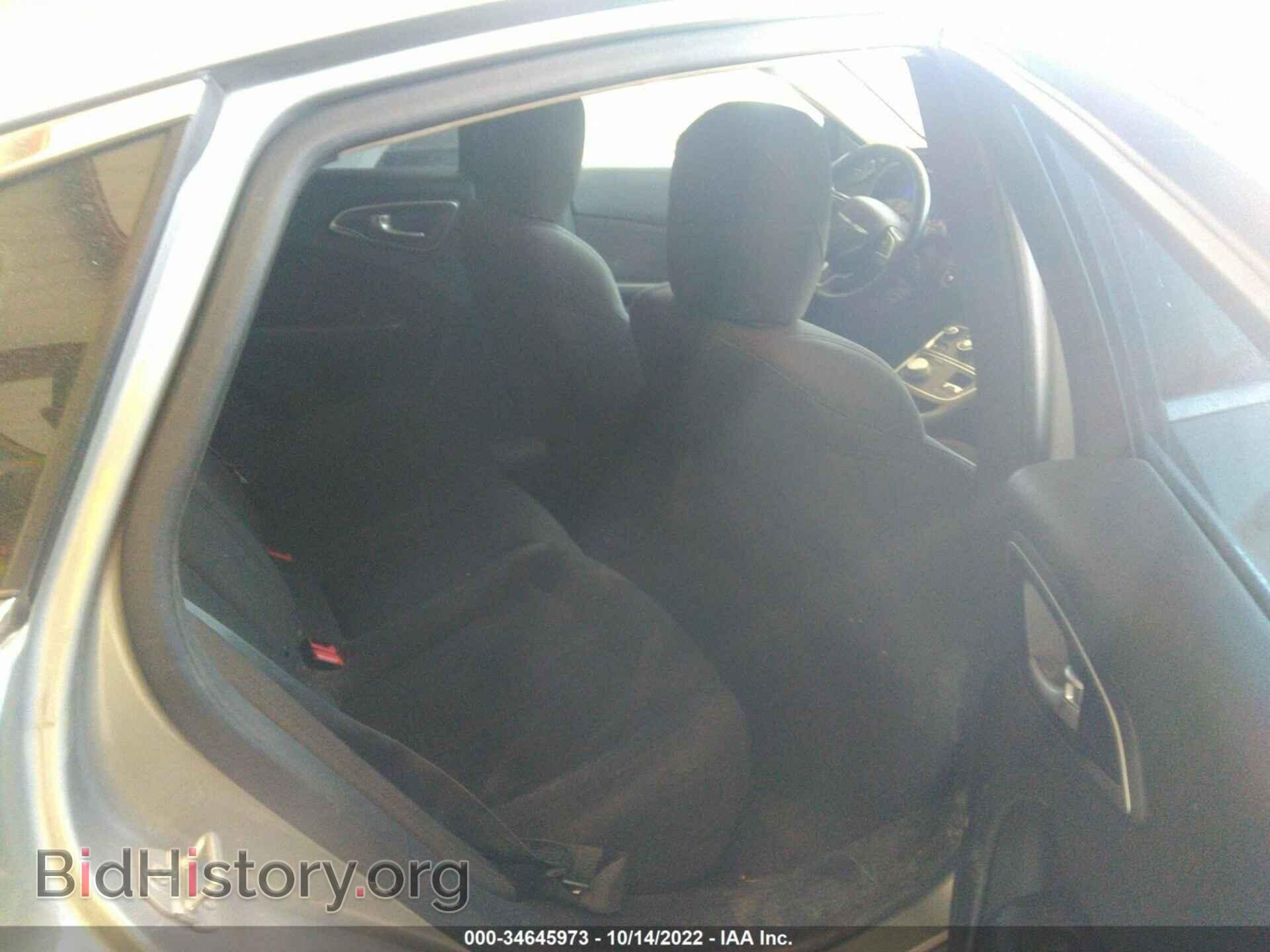 2015 CHRYSLER 200 - VIN: 1C3CCCAB1FN665673 - Фото 8
