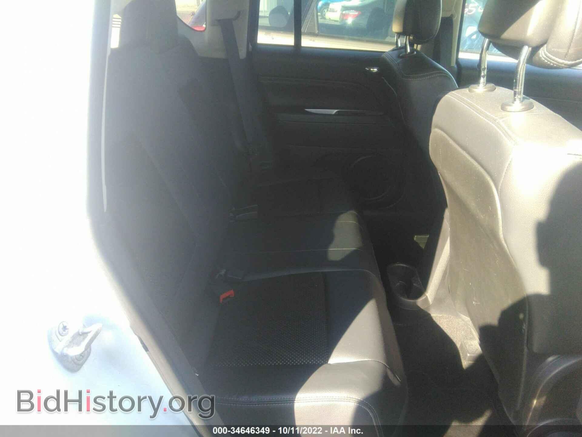 2014 JEEP COMPASS - VIN: 1C4NJDEBXED855468 - Photo 8