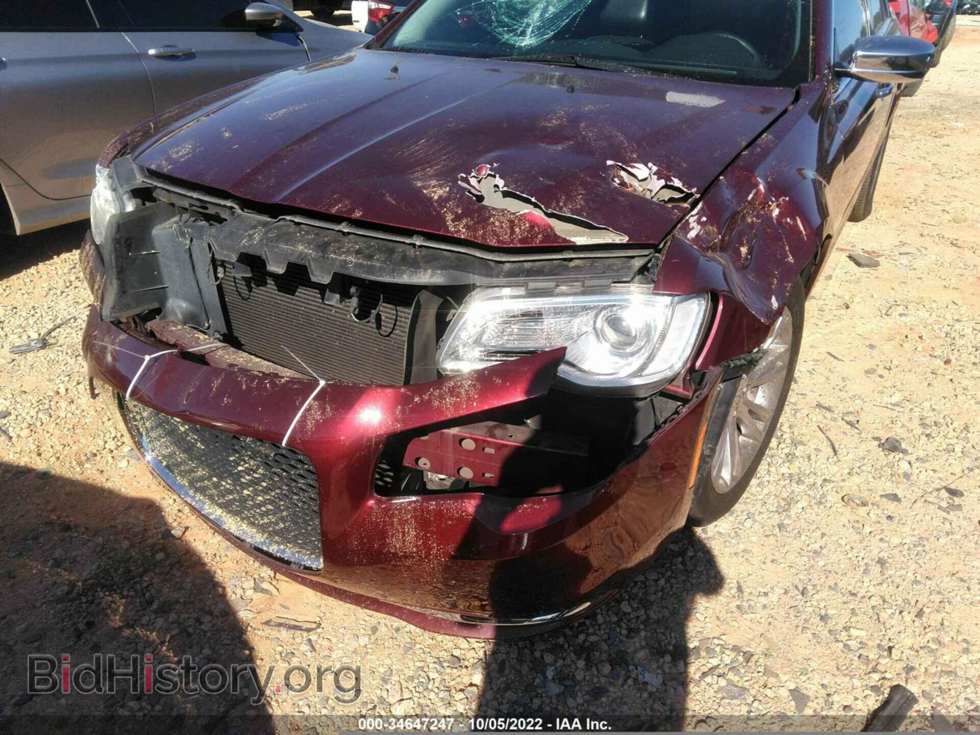 2016 CHRYSLER 300 - VIN: 2C3CCAEG6GH357807 - Фото 6