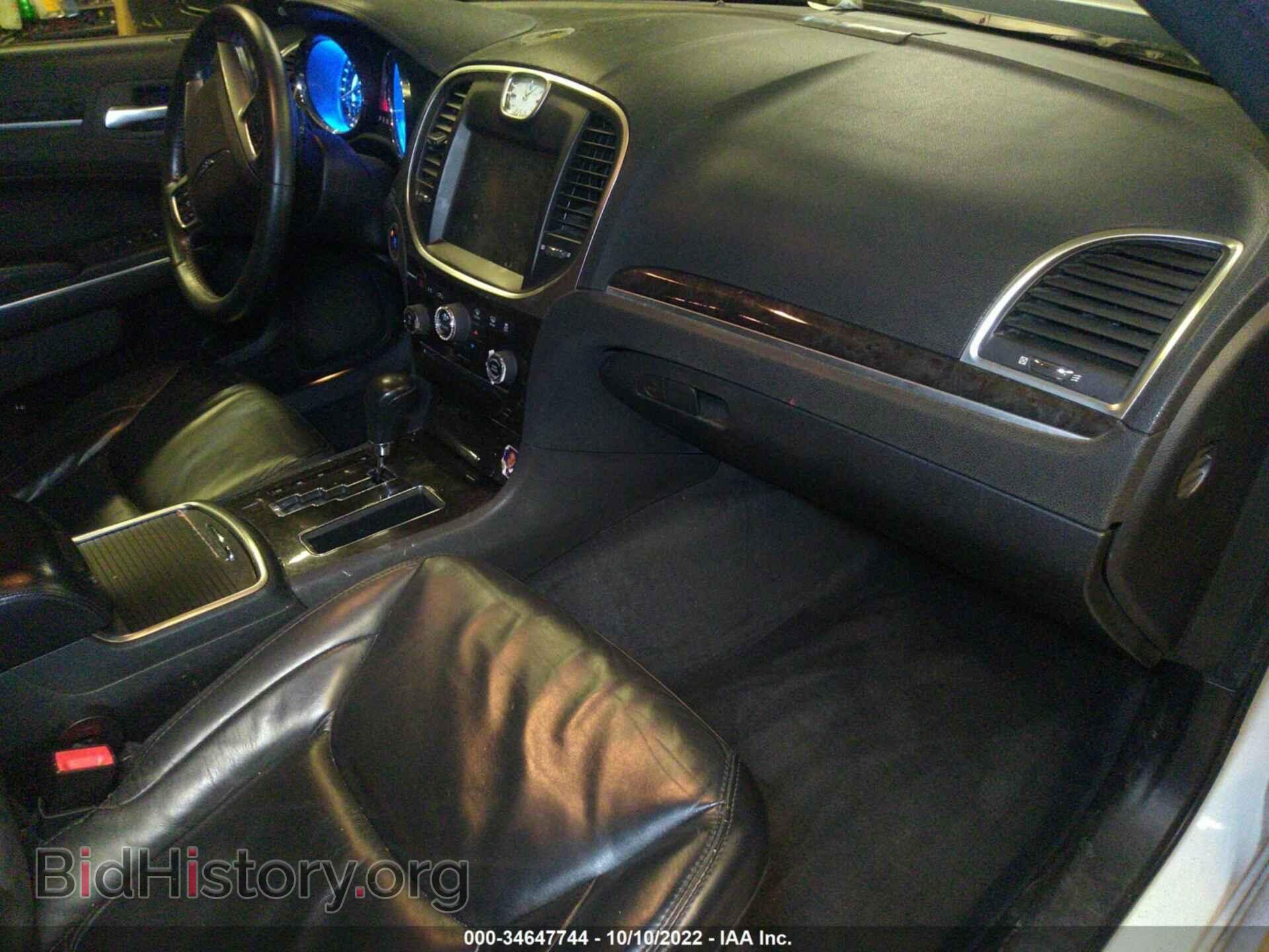 2011 CHRYSLER 300 - VIN: 2C3CA5CG5BH500559 - Фото 5