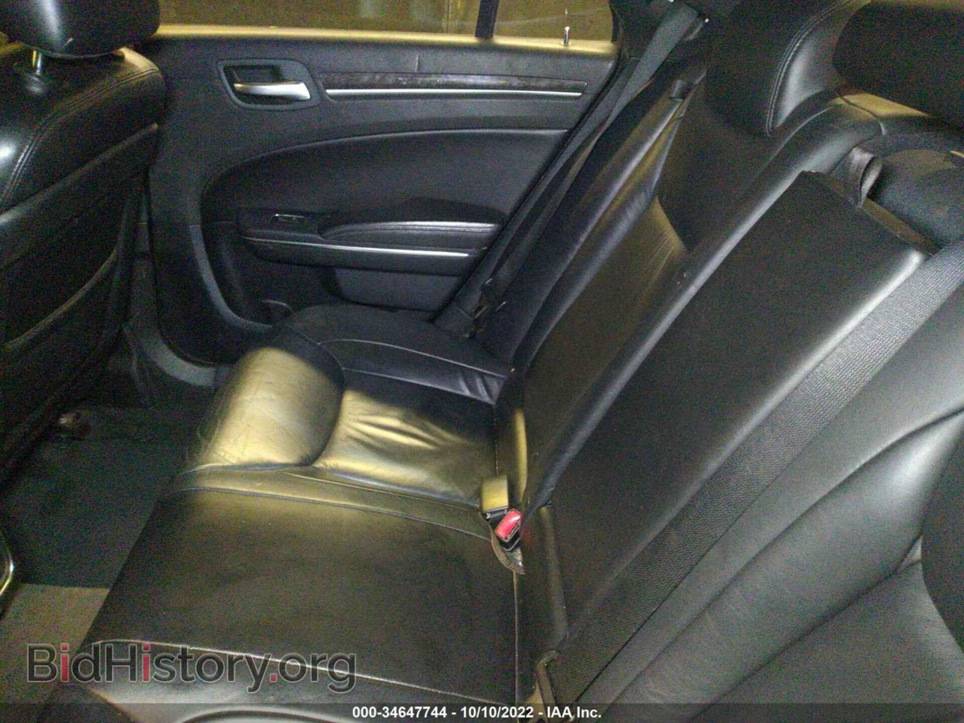 2011 CHRYSLER 300 - VIN: 2C3CA5CG5BH500559 - Фото 8