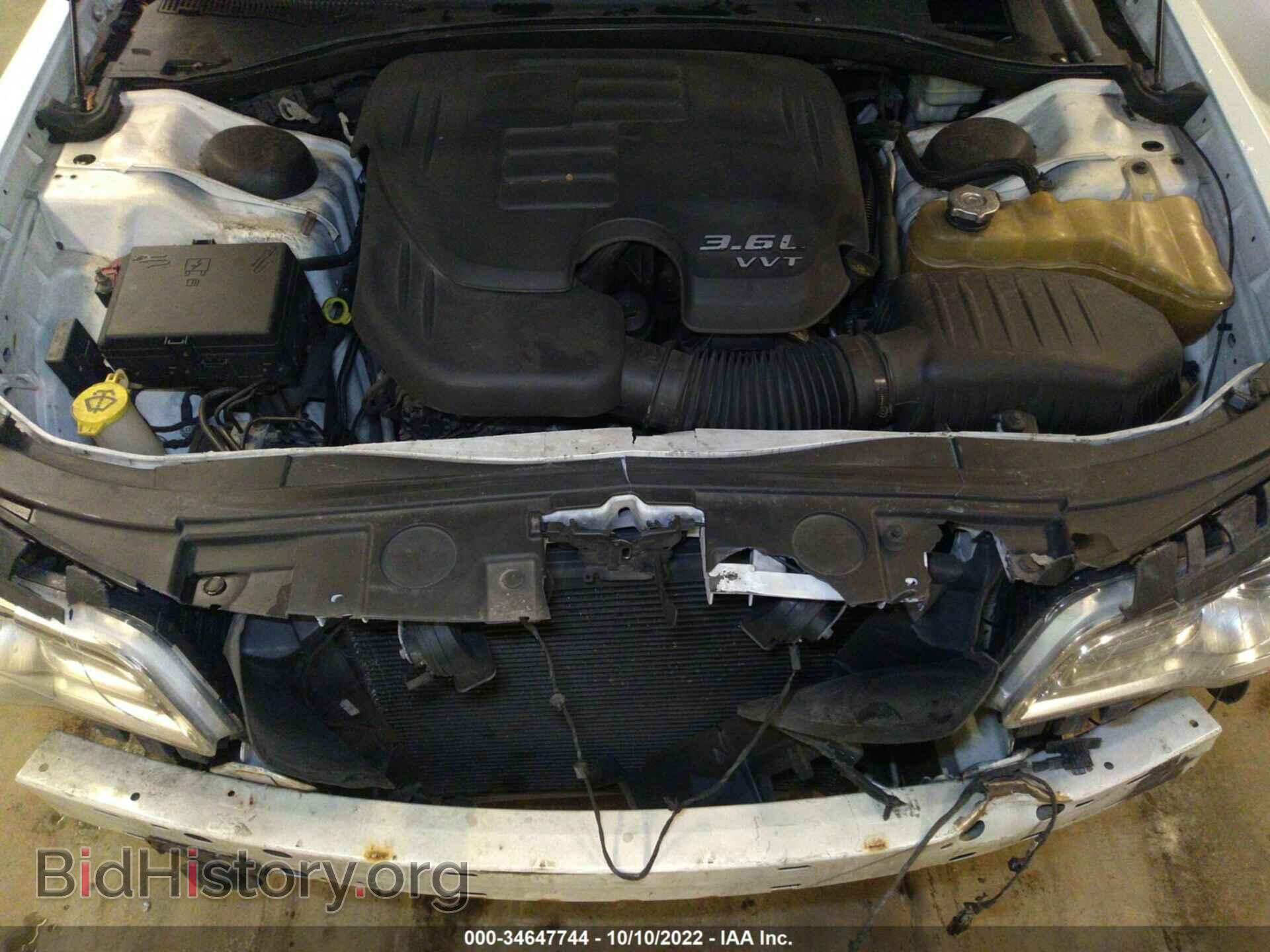 2011 CHRYSLER 300 - VIN: 2C3CA5CG5BH500559 - Фото 10