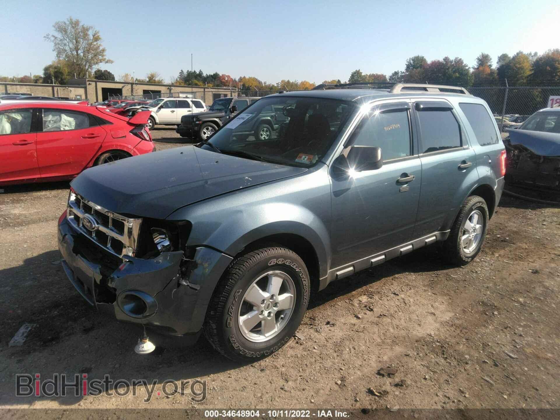 2011 FORD ESCAPE - VIN: 1FMCU9DG2BKB17966 - Фото 2