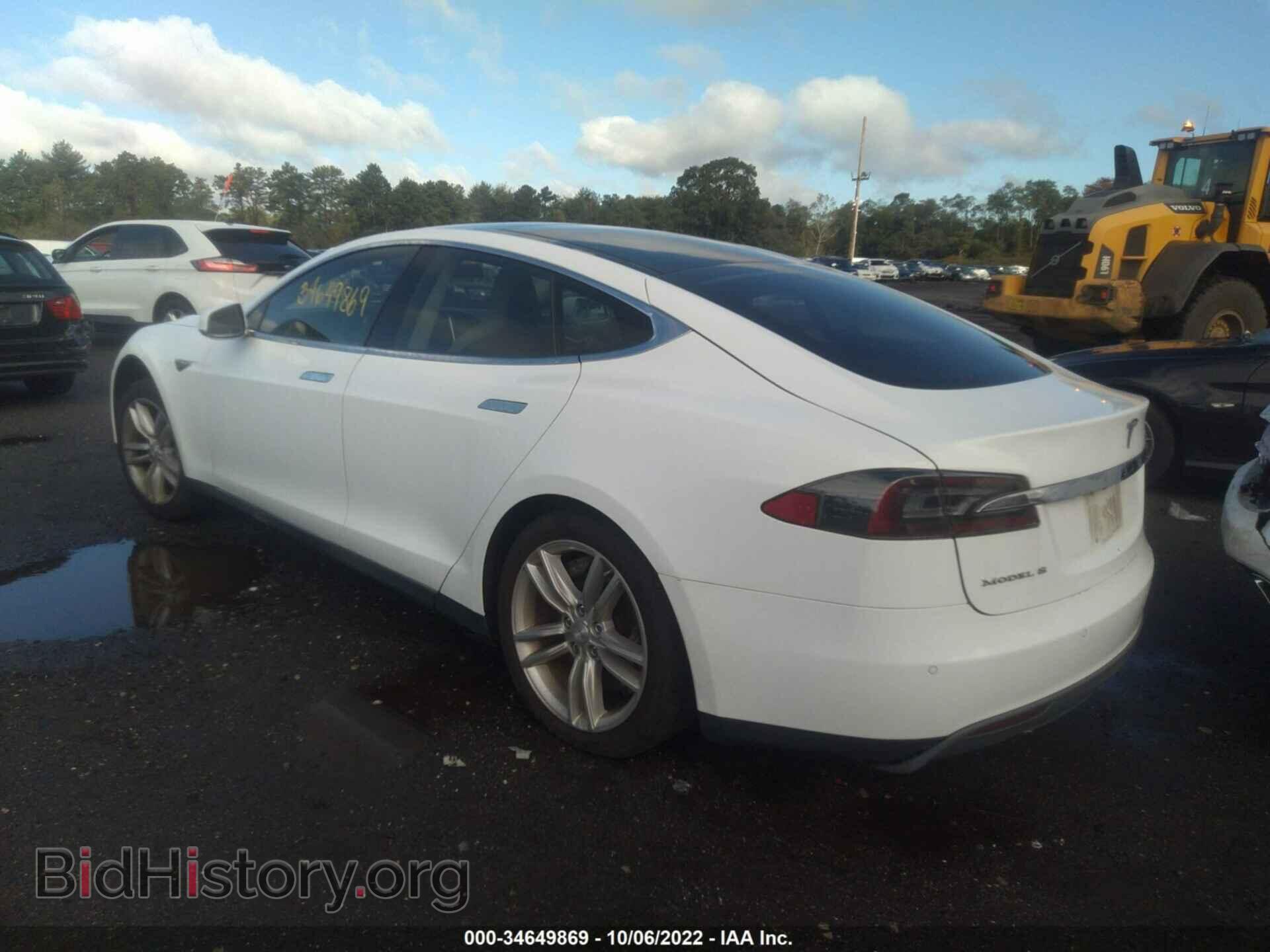 2014 TESLA MODEL S - VIN: 5YJSA1H1XEFP51320 - Фото 3