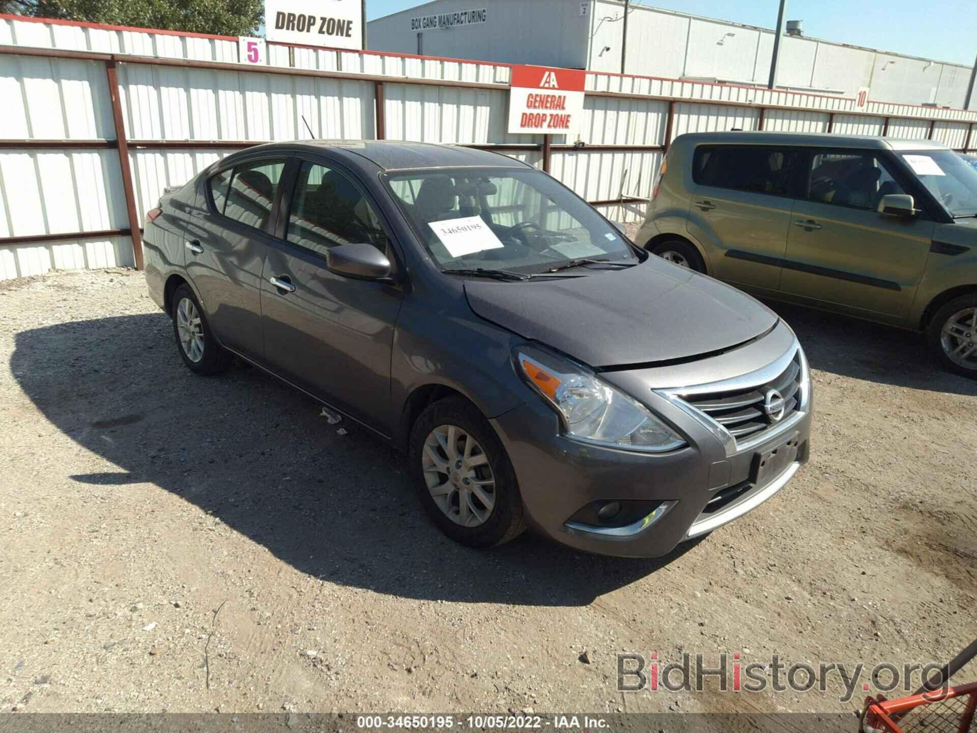 Photo 3N1CN7AP7JL817749 - NISSAN VERSA SEDAN 2018