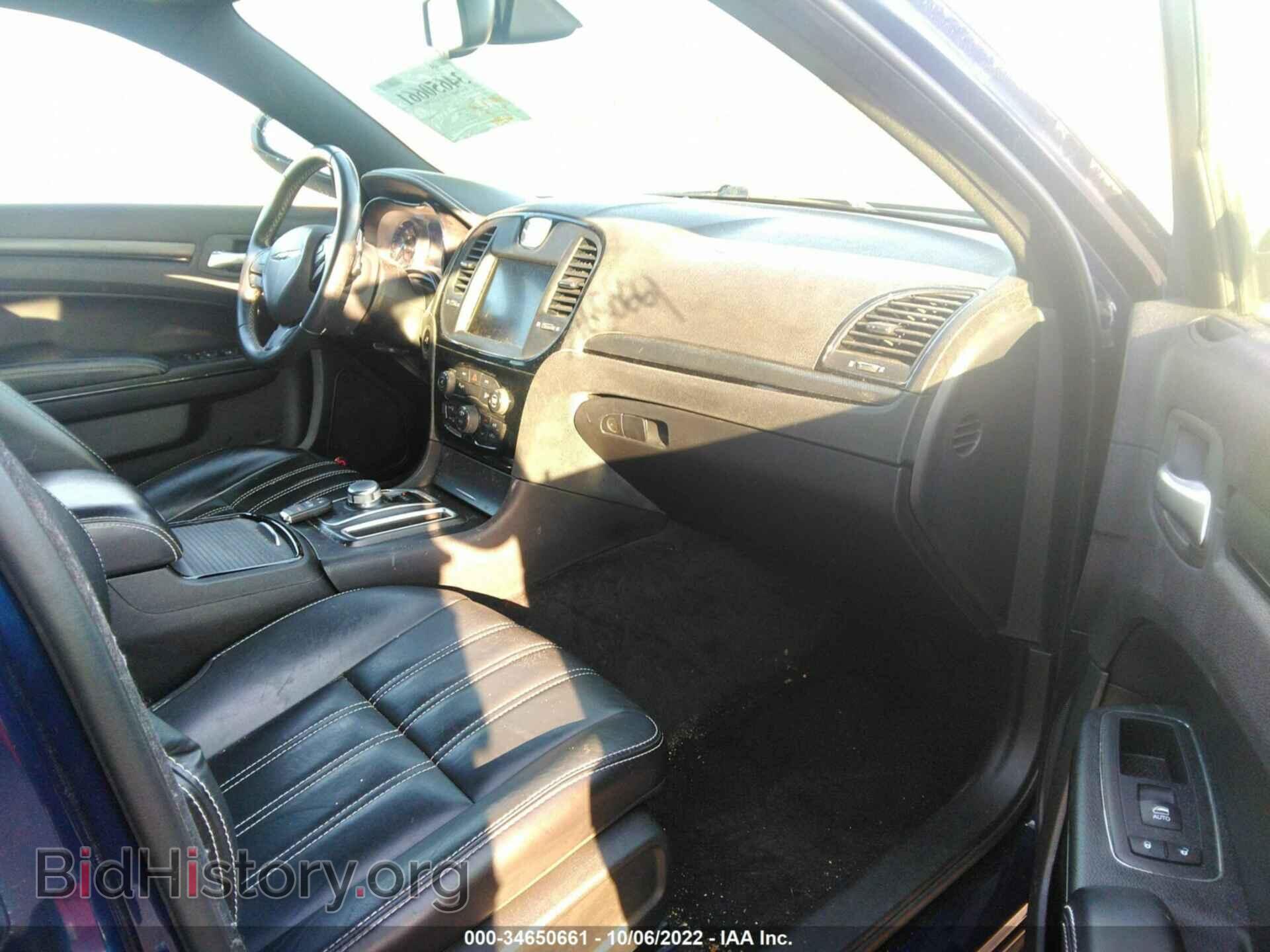 2016 CHRYSLER 300 - VIN: 2C3CCAGG9GH147988 - Фото 5