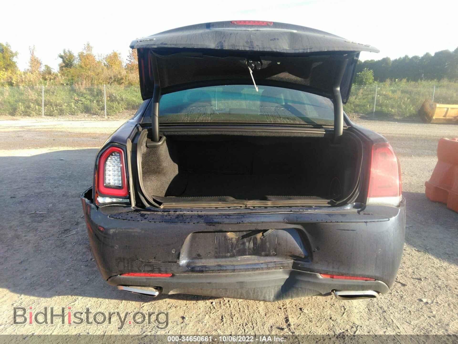 2016 CHRYSLER 300 - VIN: 2C3CCAGG9GH147988 - Фото 6