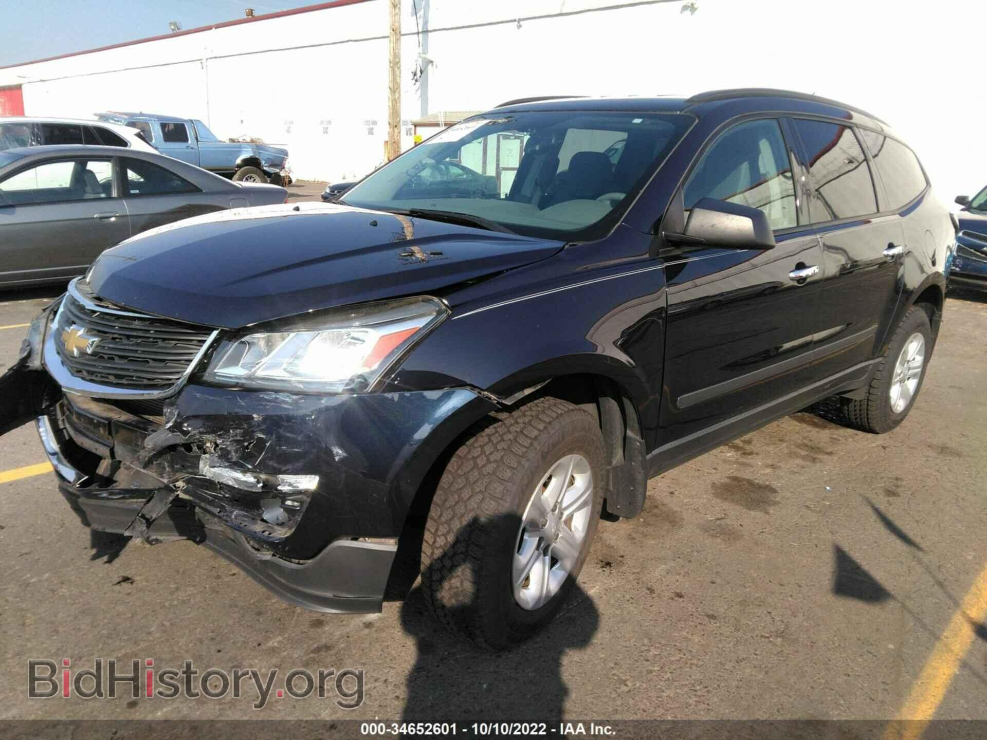 2017 CHEVROLET TRAVERSE - VIN: 1GNKRFKD2HJ110997 - Фото 2