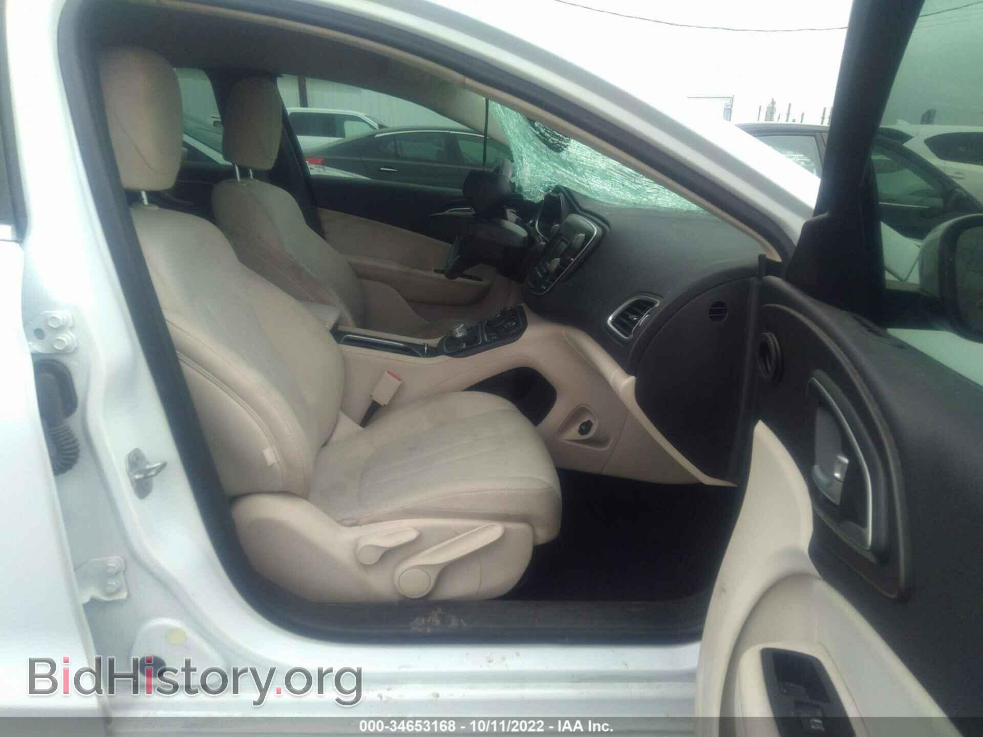 2016 CHRYSLER 200 - VIN: 1C3CCCAB5GN157756 - Фото 5